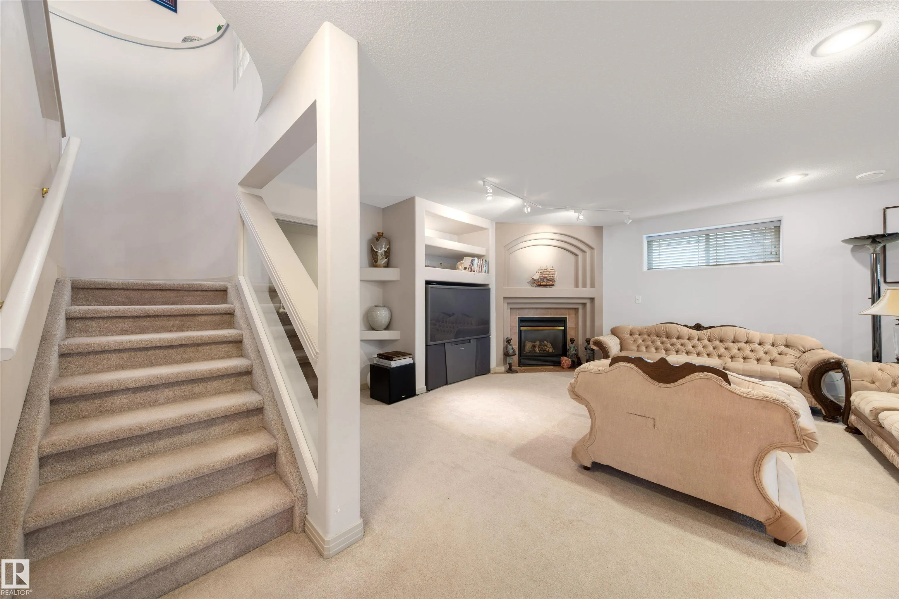 201 Erin Ridge Drive