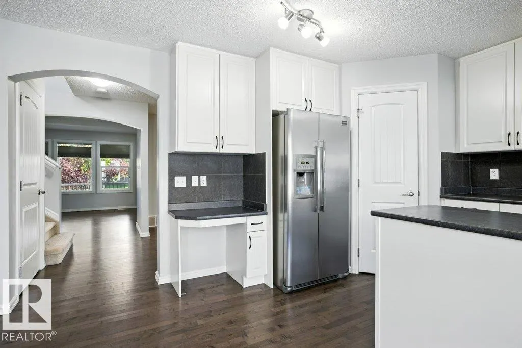 1515 TOWNE CENTRE Boulevard