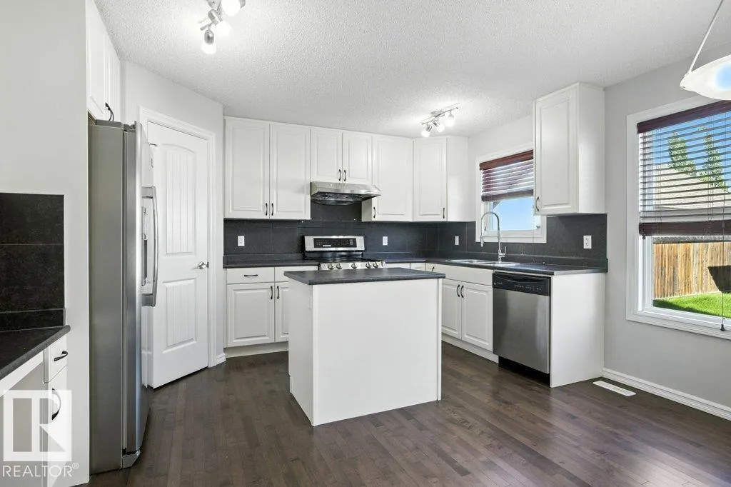 1515 TOWNE CENTRE Boulevard