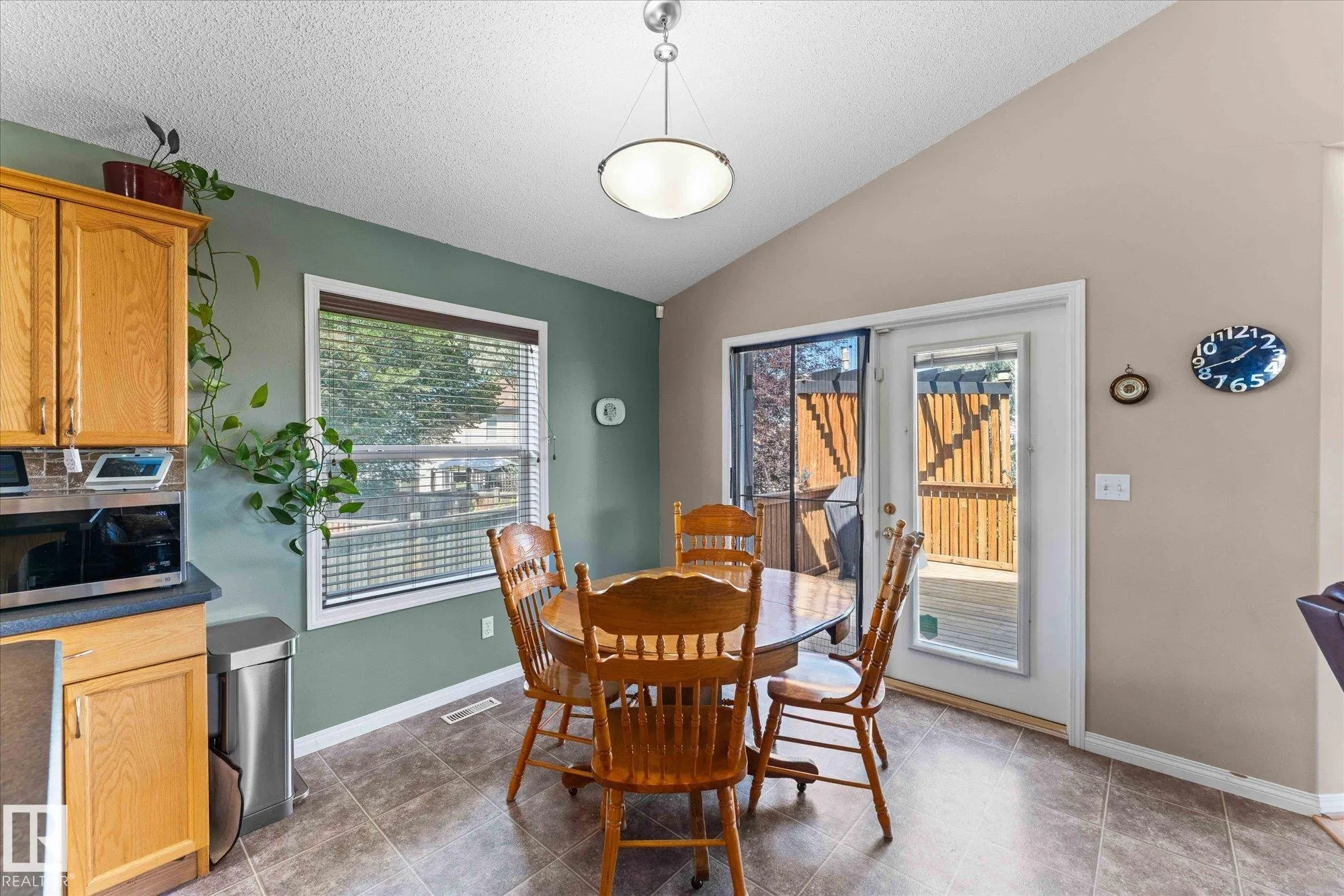 11 HUNTINGTON Bay