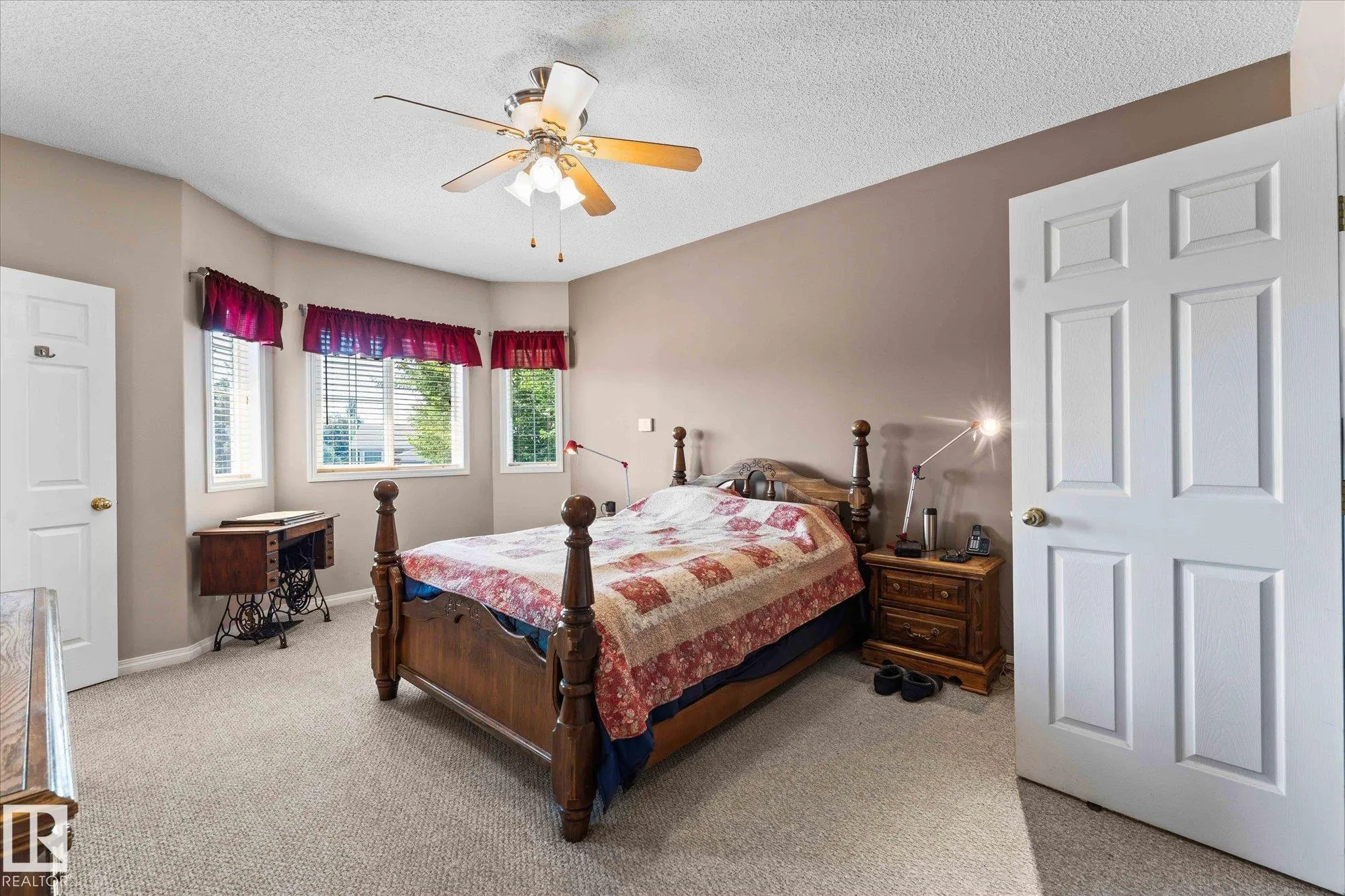 11 HUNTINGTON Bay