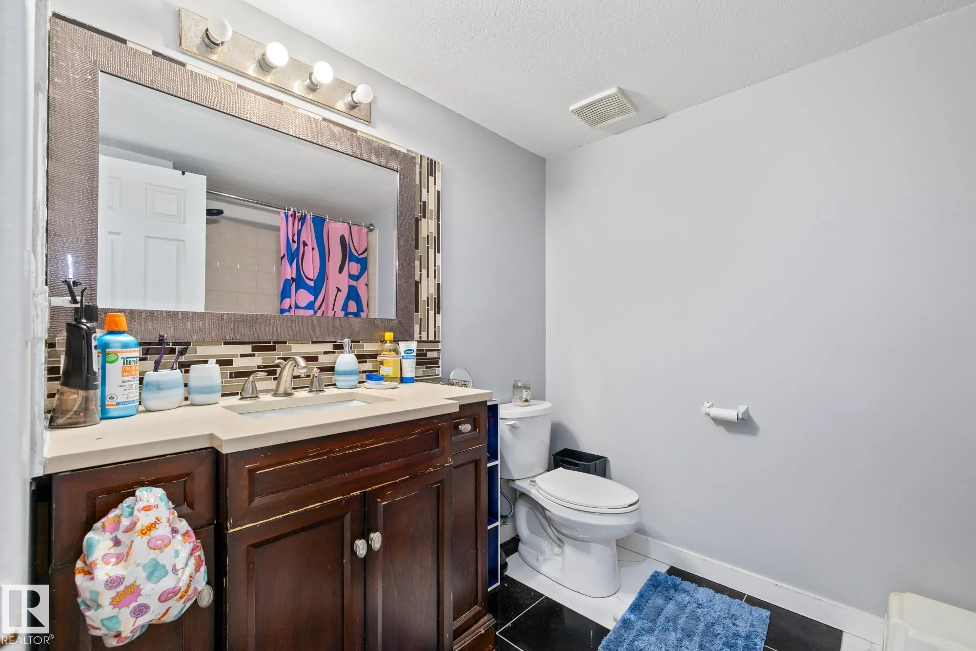 329 RIVER Point