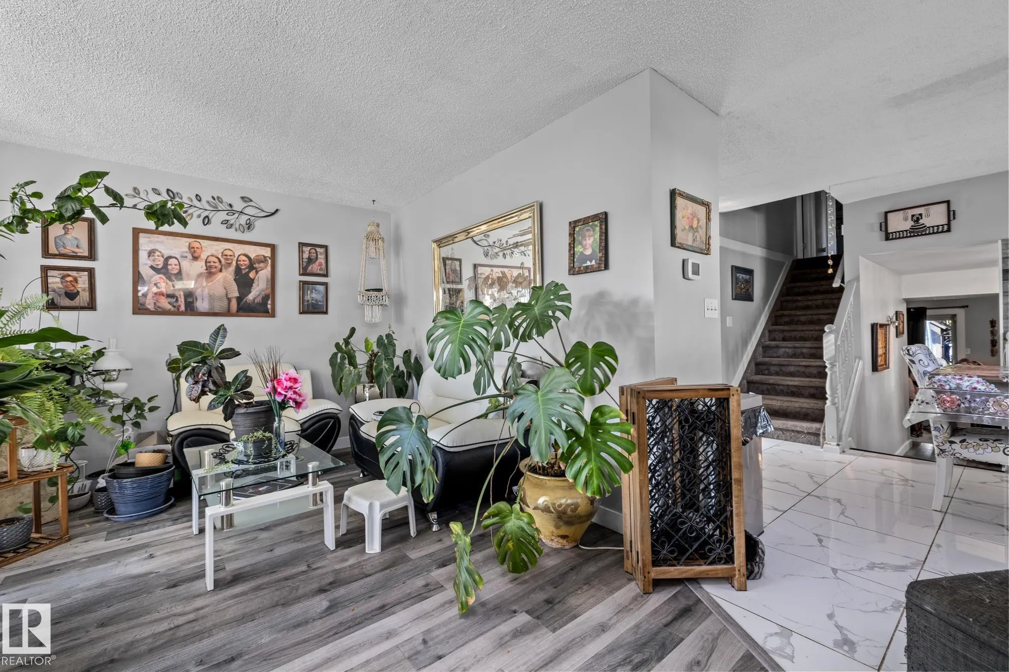 329 RIVER Point
