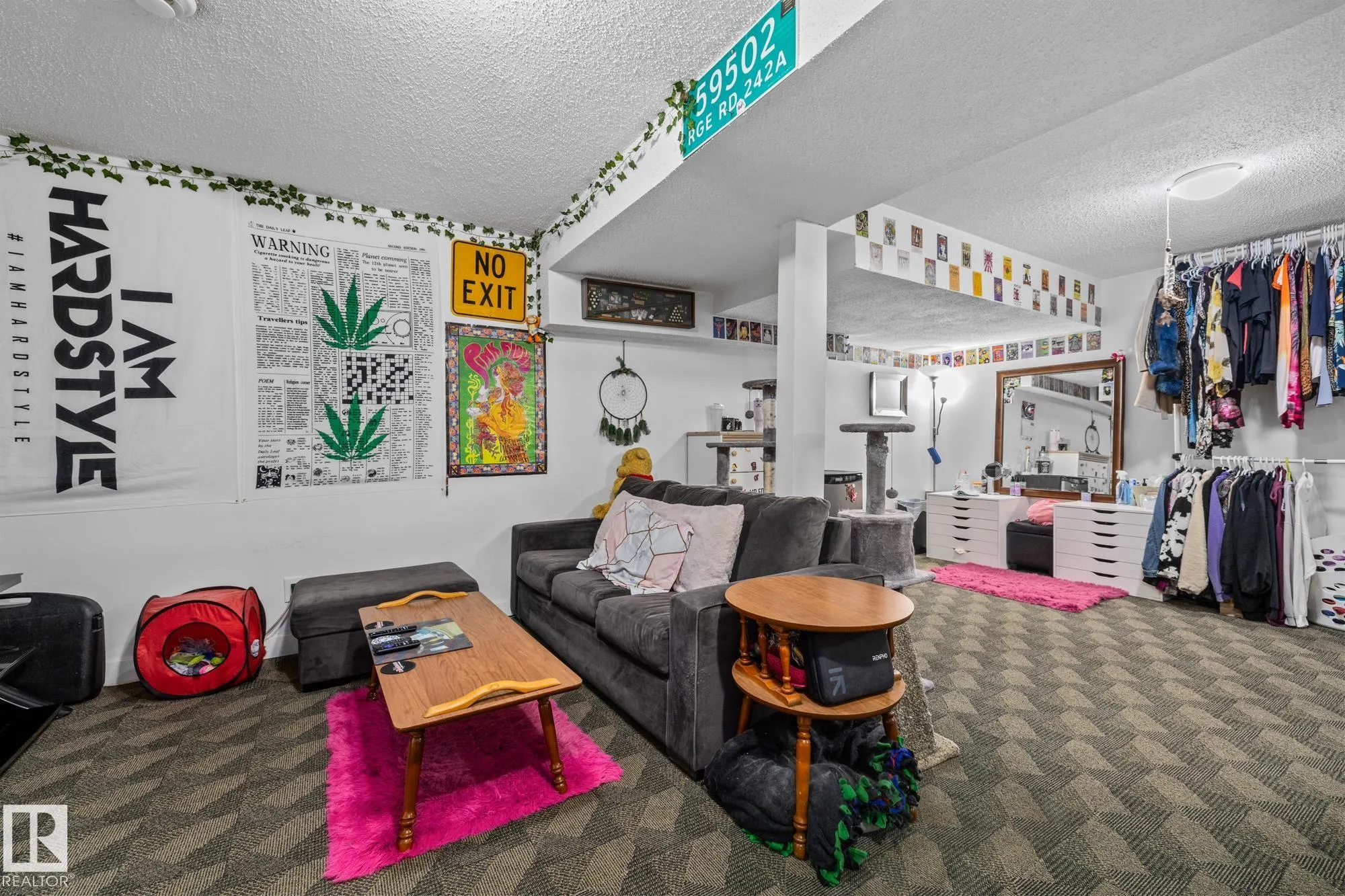 329 RIVER Point
