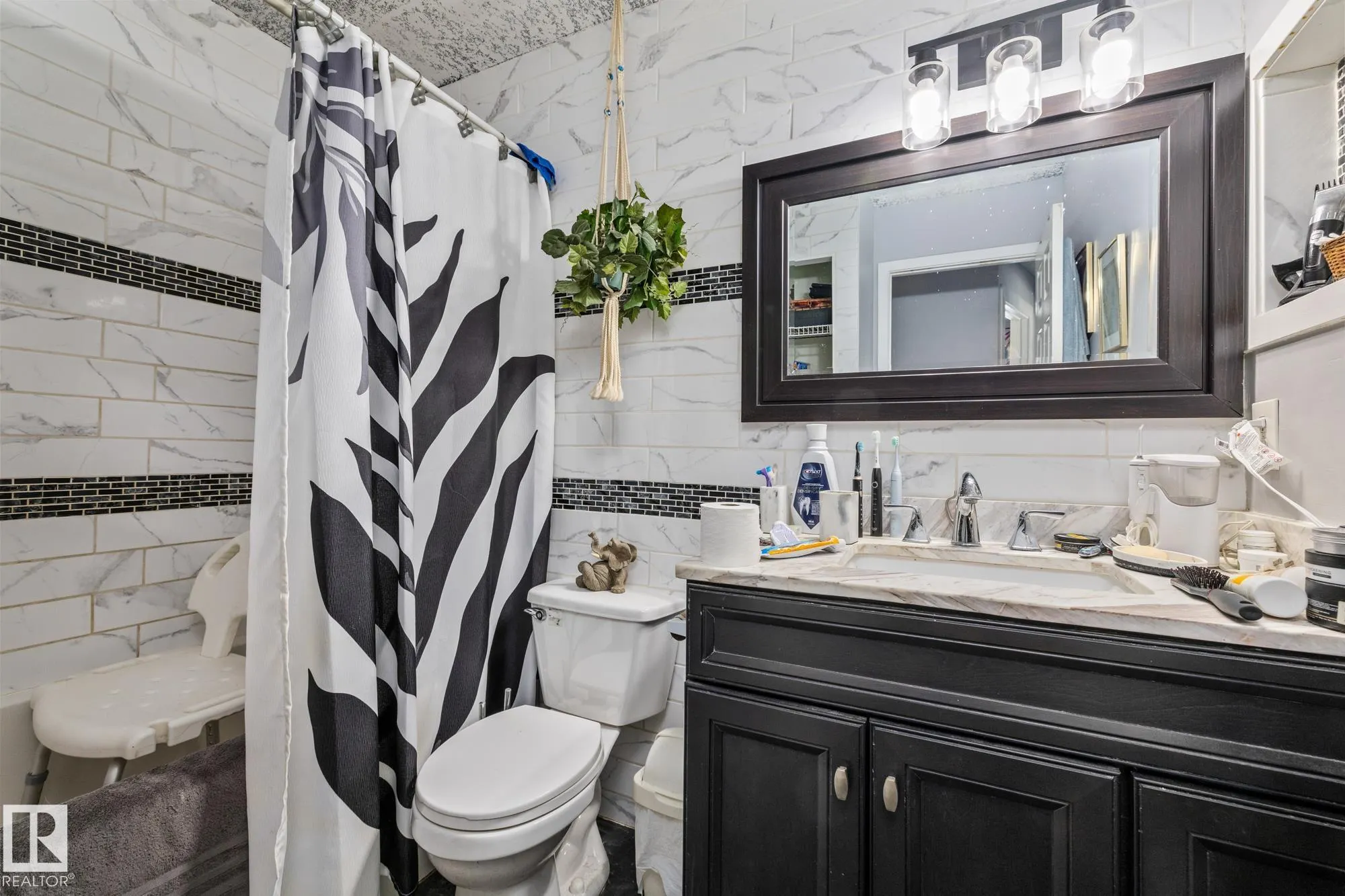 329 RIVER Point