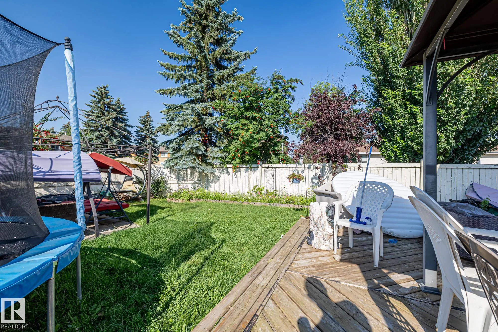 329 RIVER Point