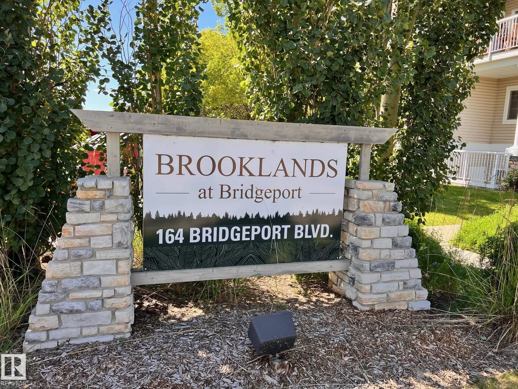 164 BRIDGEPORT Boulevard