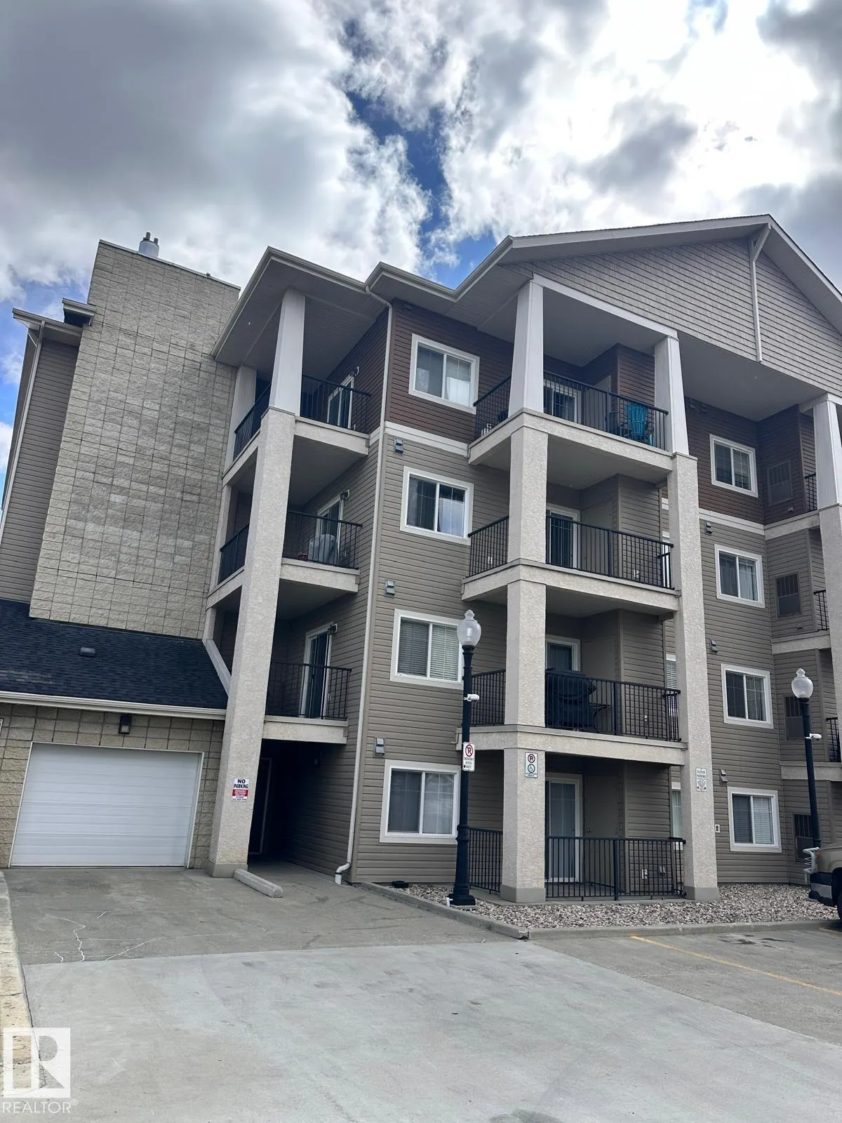105 WEST HAVEN Drive
