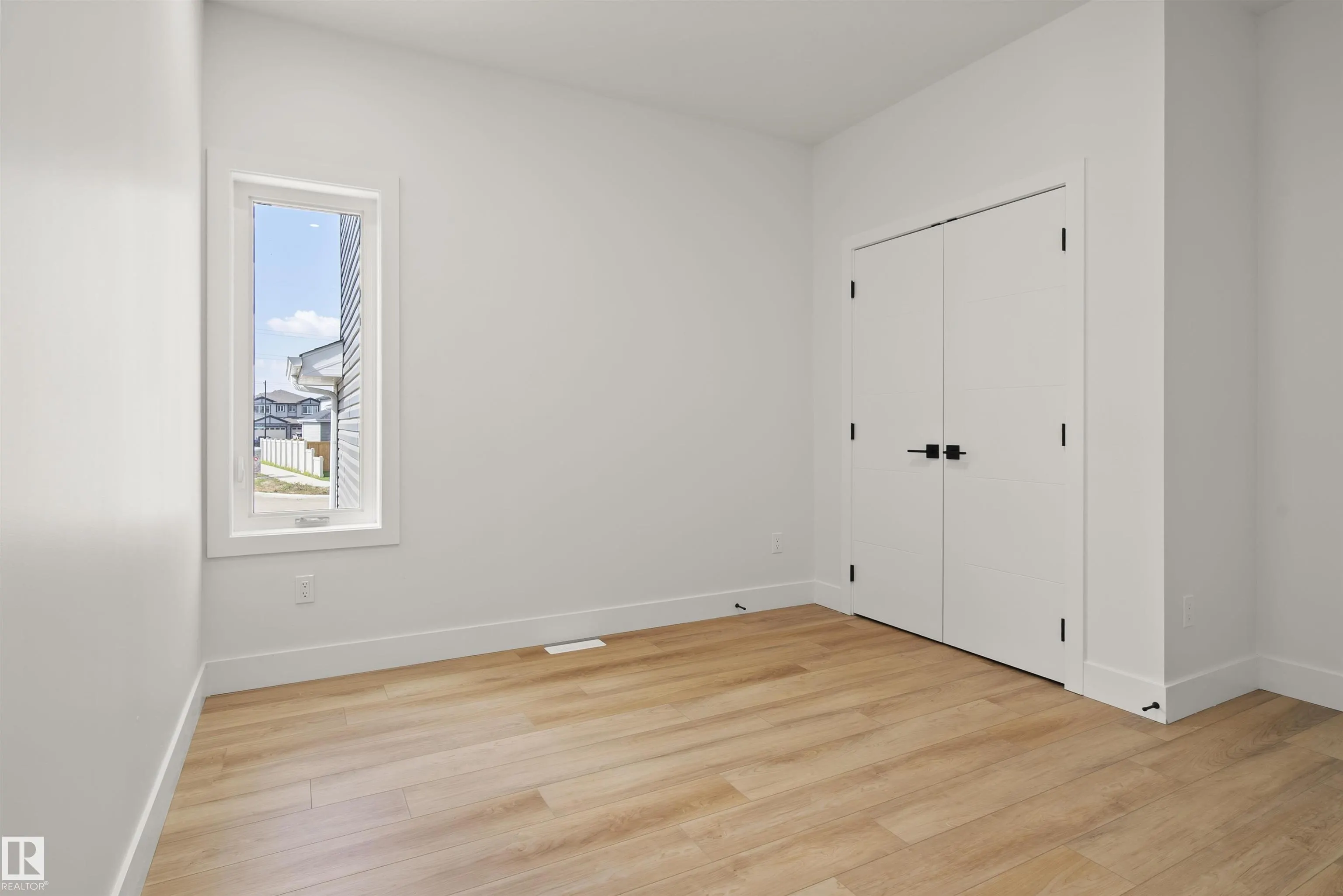 92 Eldridge Point(e)