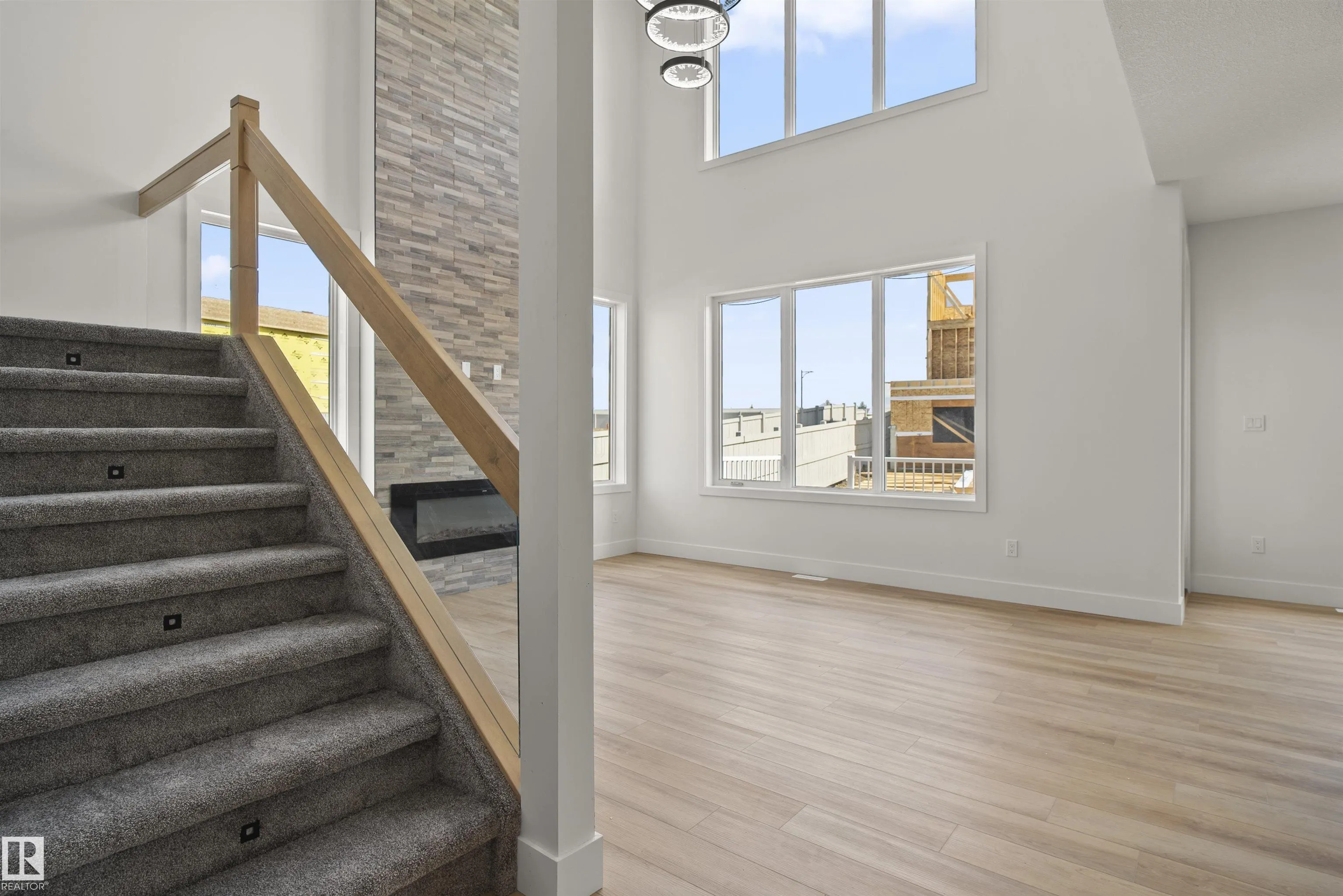 92 Eldridge Point(e)