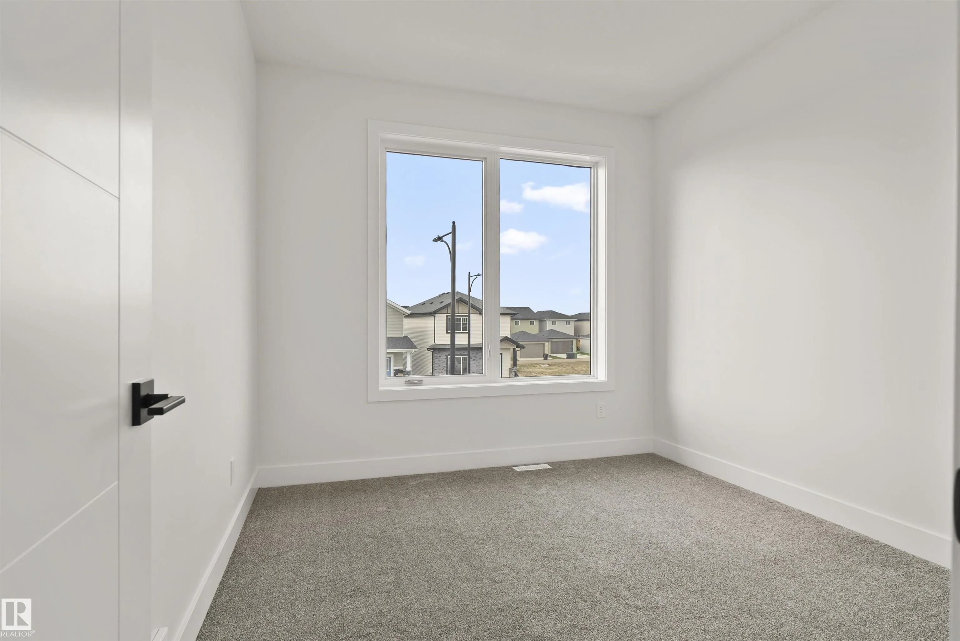 92 Eldridge Point(e)