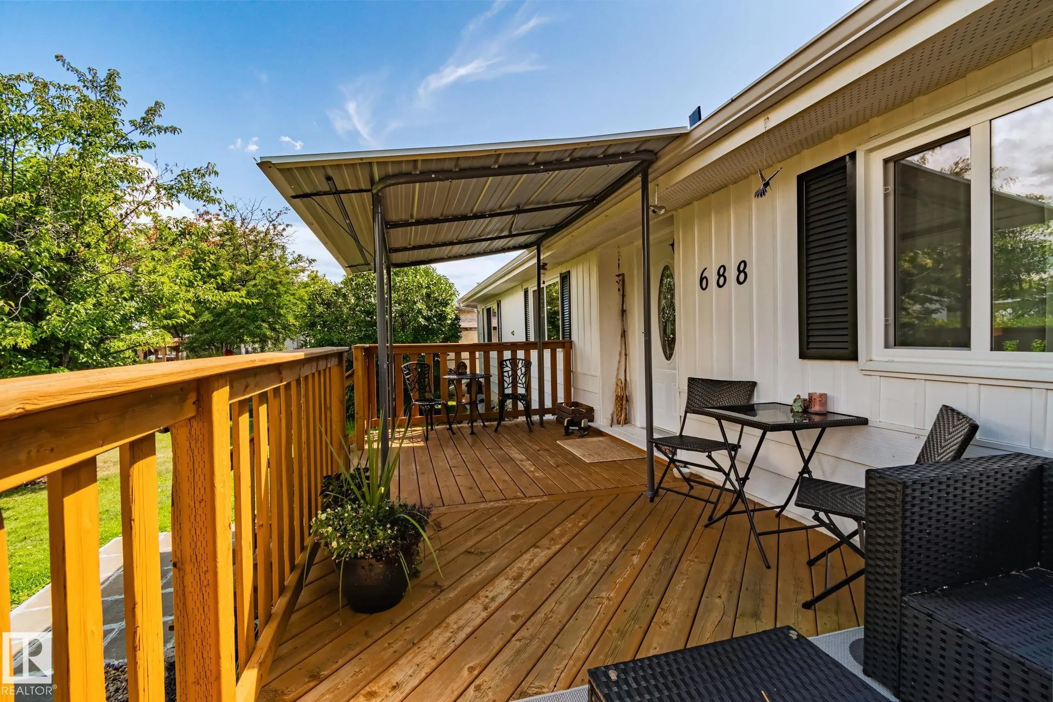 688 Evergreen PA NW