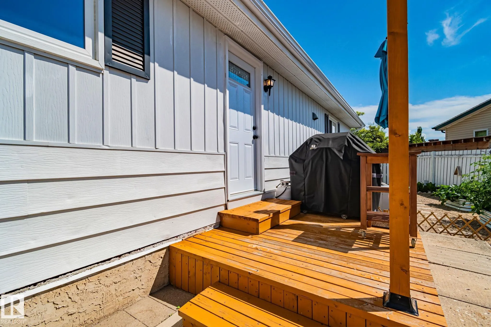 688 Evergreen PA NW