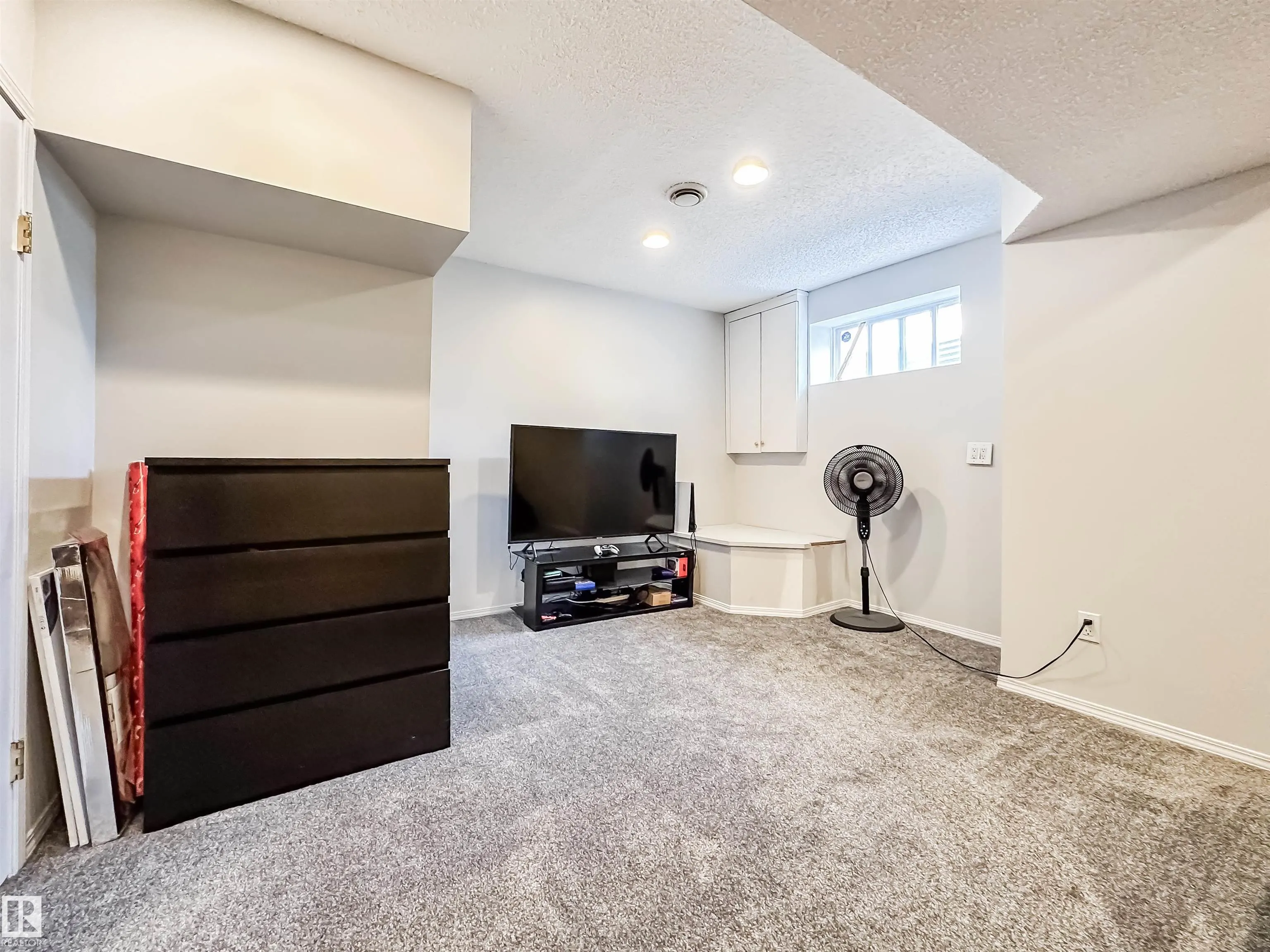 10909 106 Street