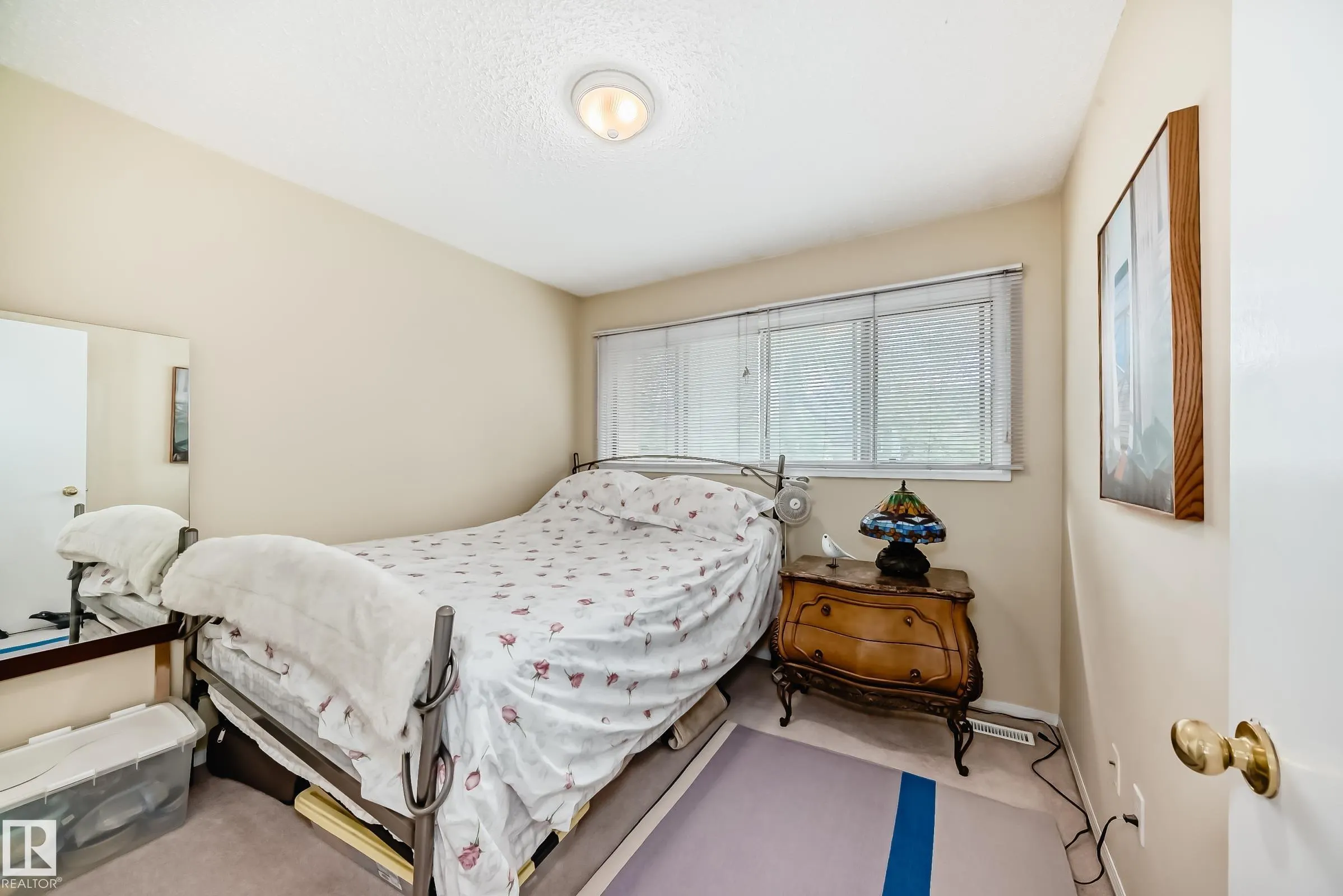 1049 MILLBOURNE