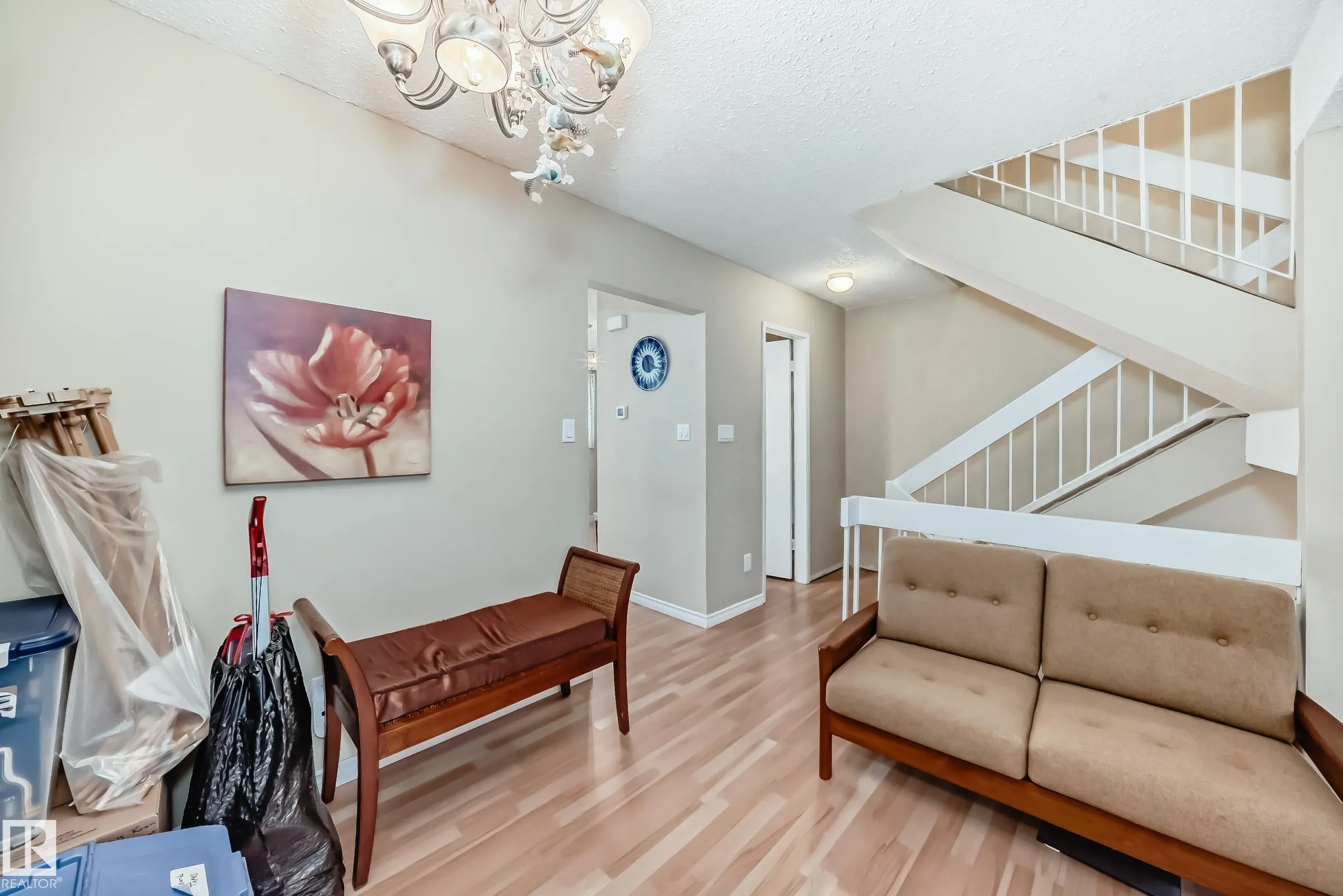 1049 MILLBOURNE