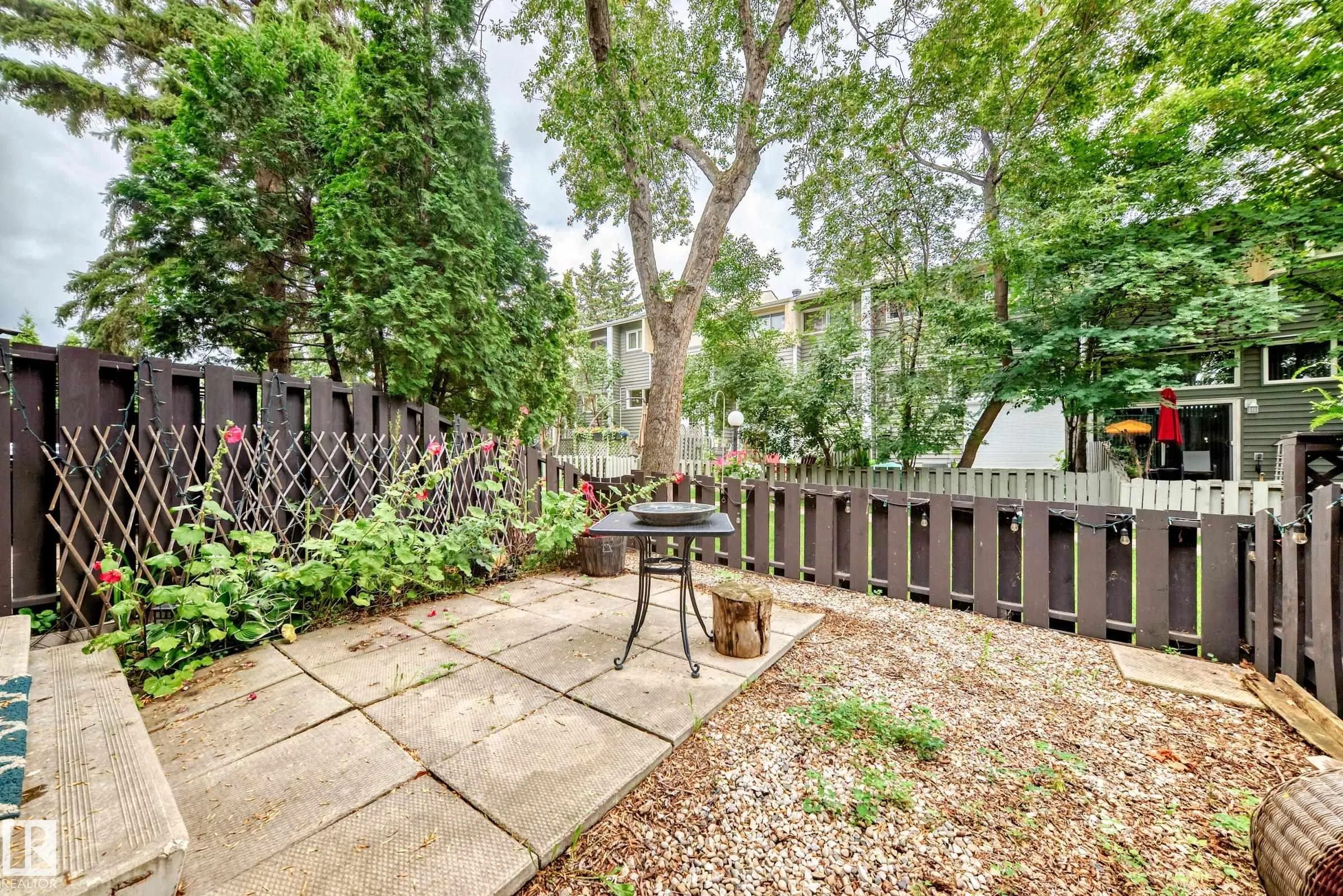 1049 MILLBOURNE