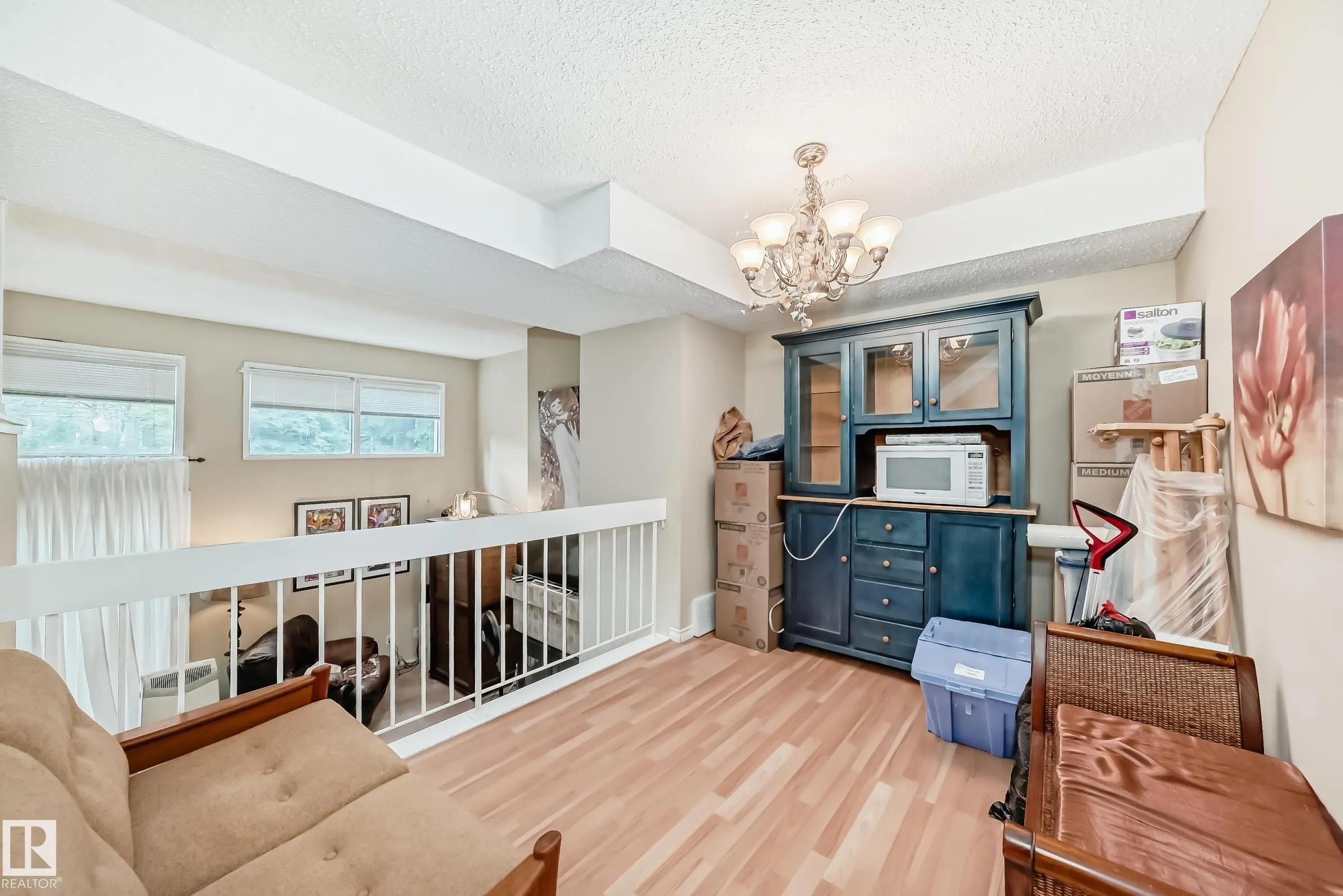 1049 MILLBOURNE
