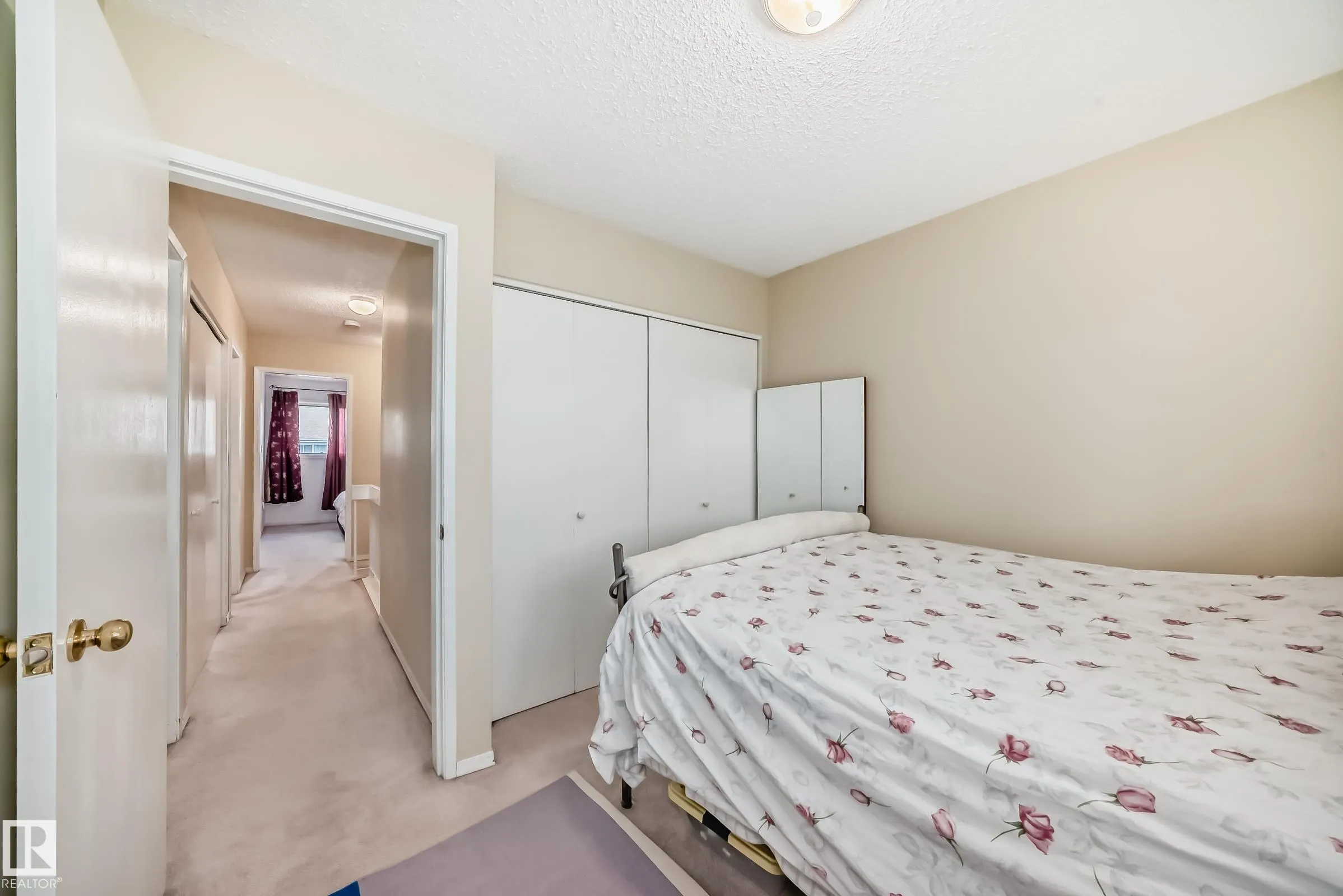 1049 MILLBOURNE