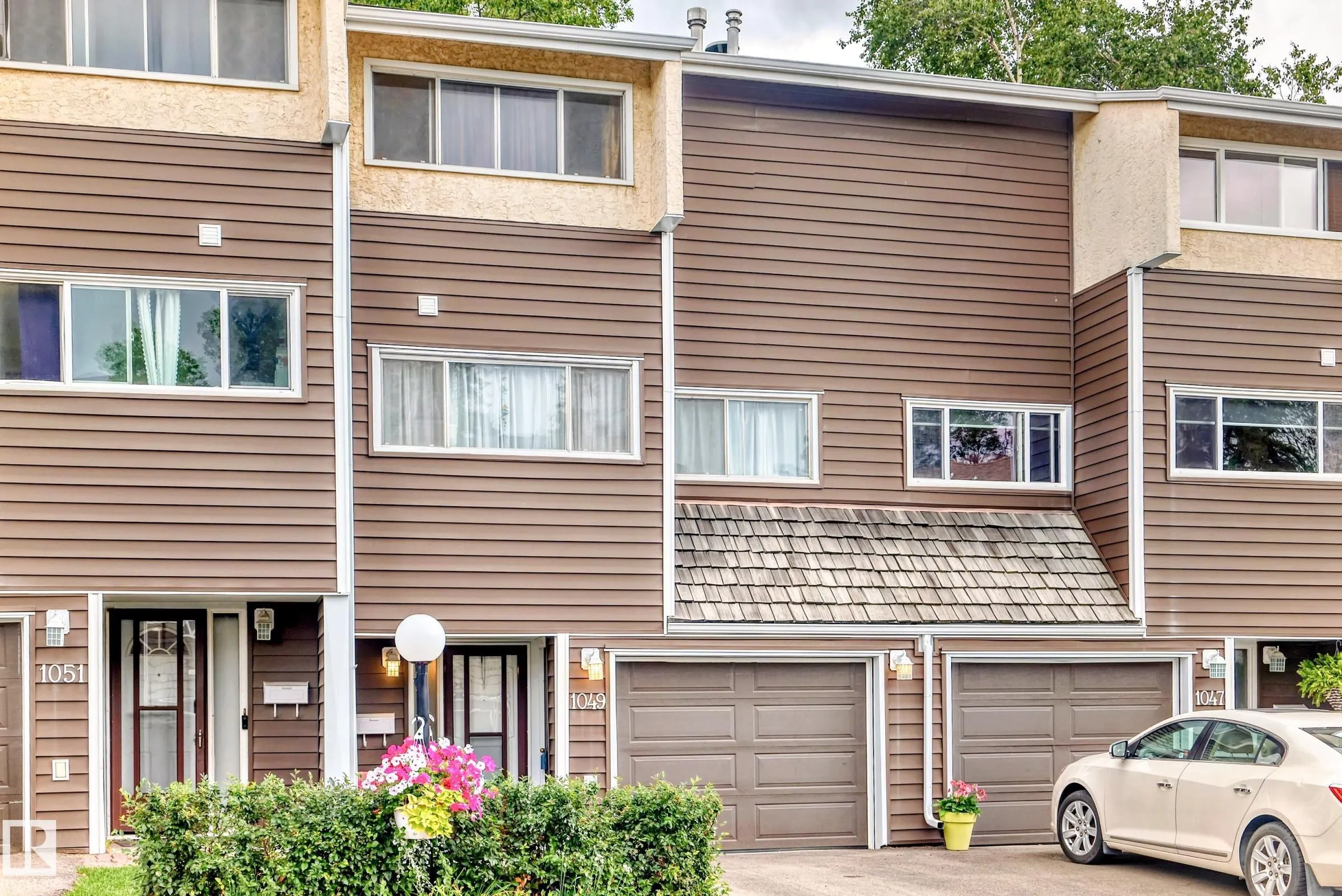 1049 MILLBOURNE