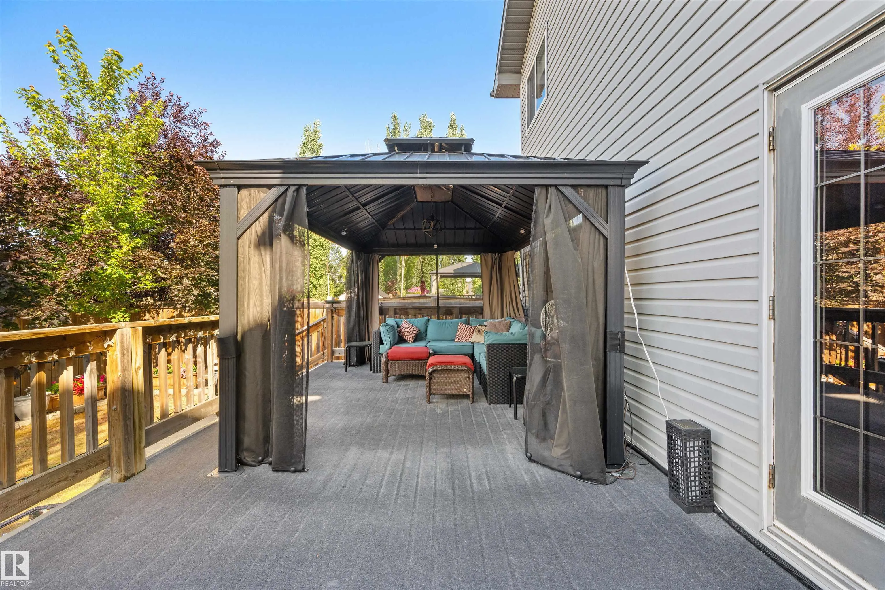 612 FOXTAIL Lane