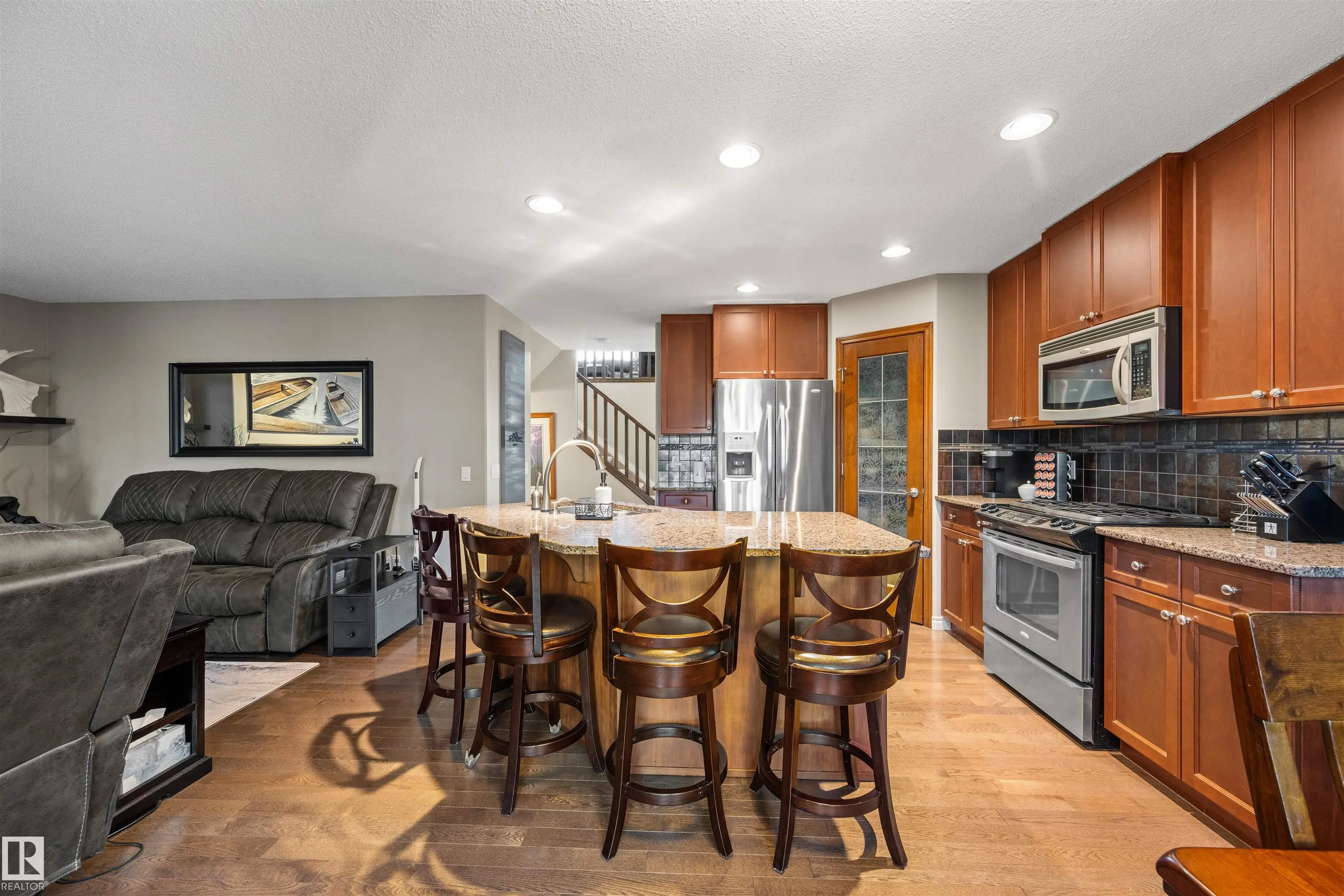 612 FOXTAIL Lane