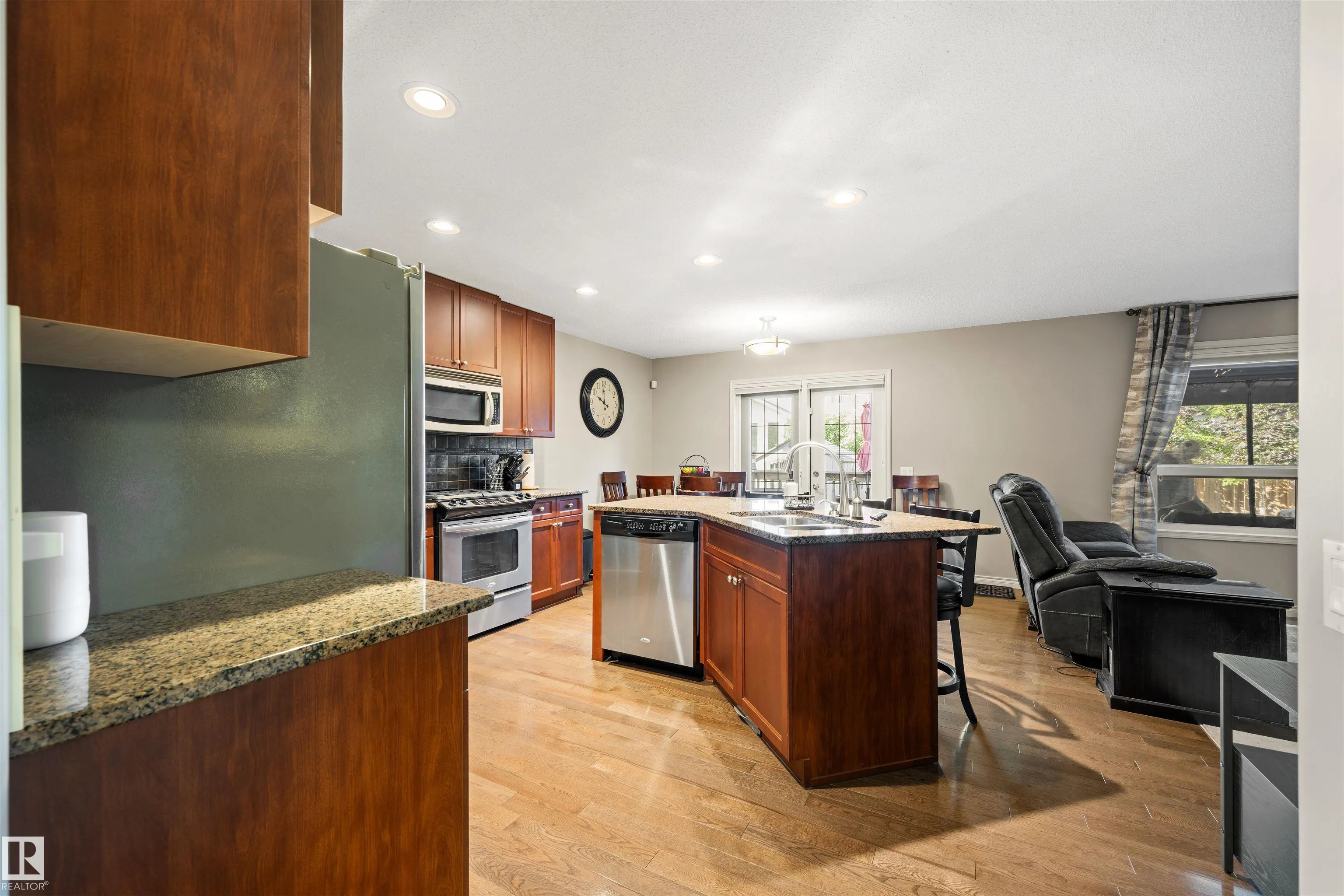 612 FOXTAIL Lane
