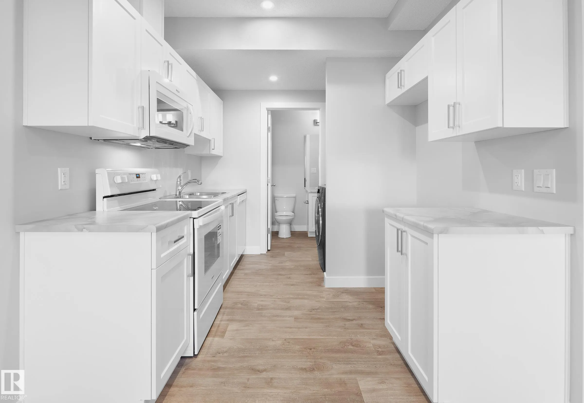 752 Berg Loop