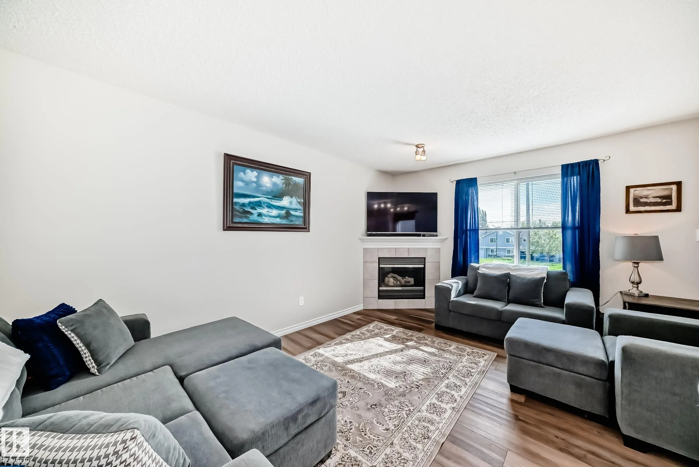 115 CHESTERMERE Drive