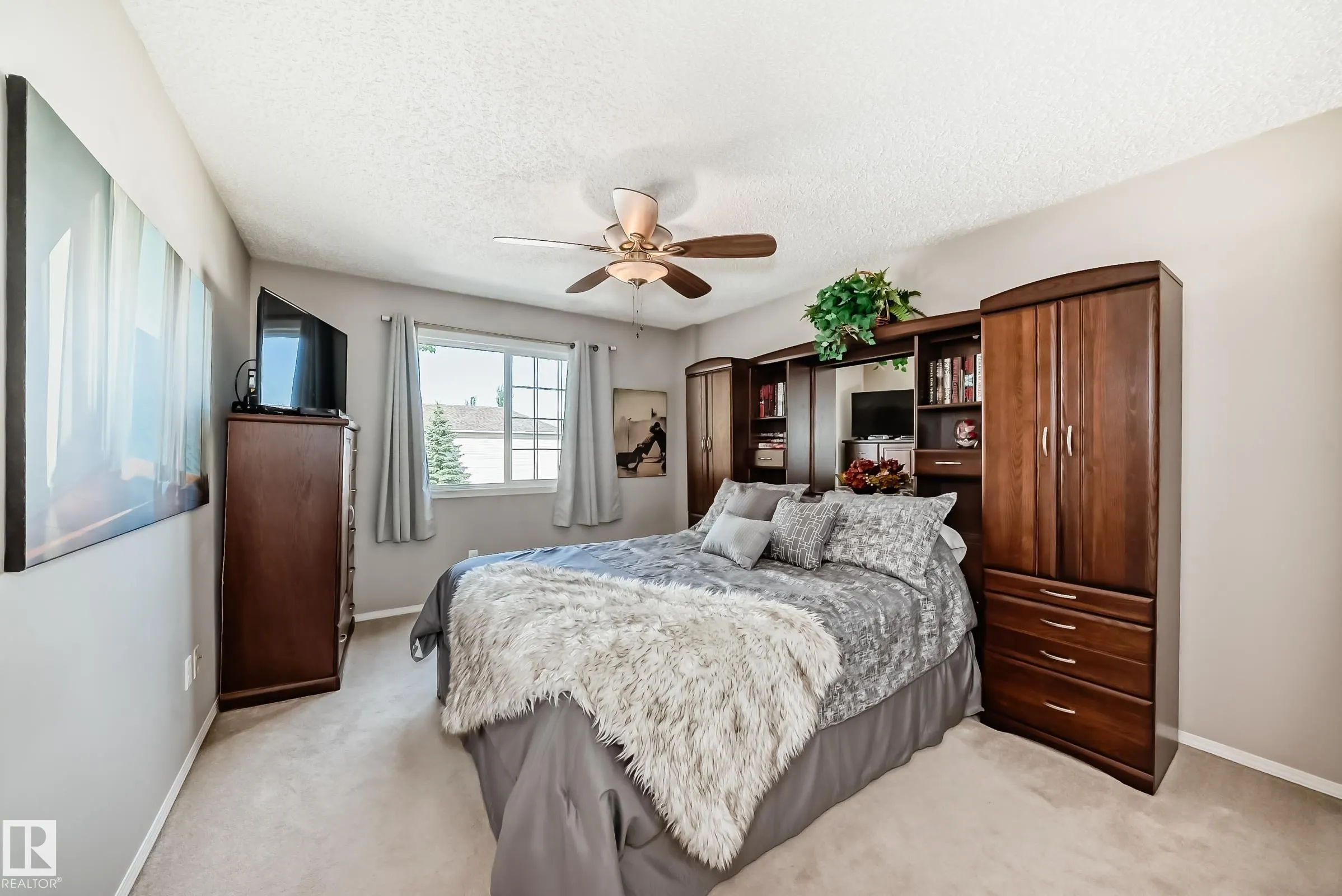 115 CHESTERMERE Drive