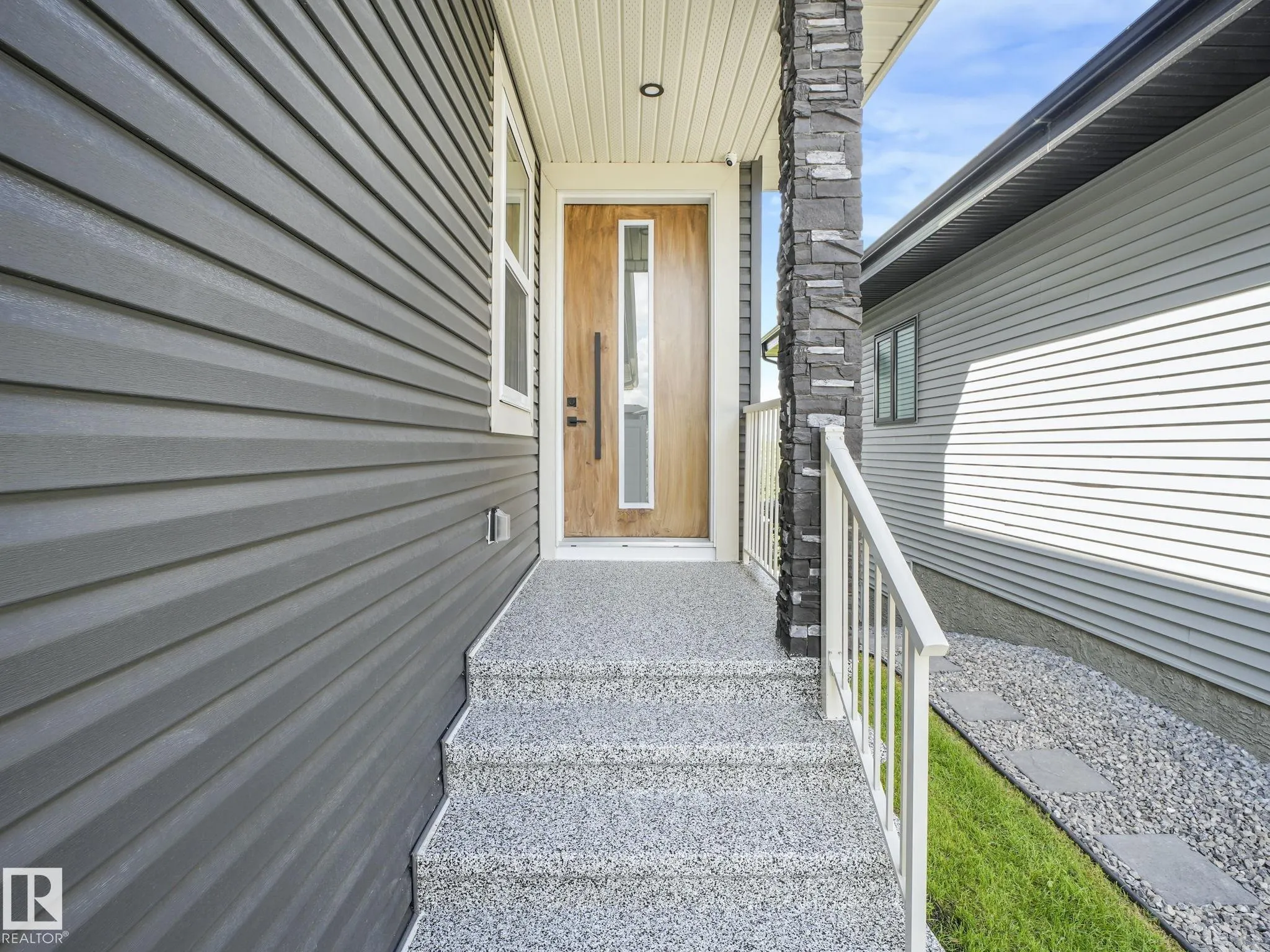 15 ELWYCK Gate
