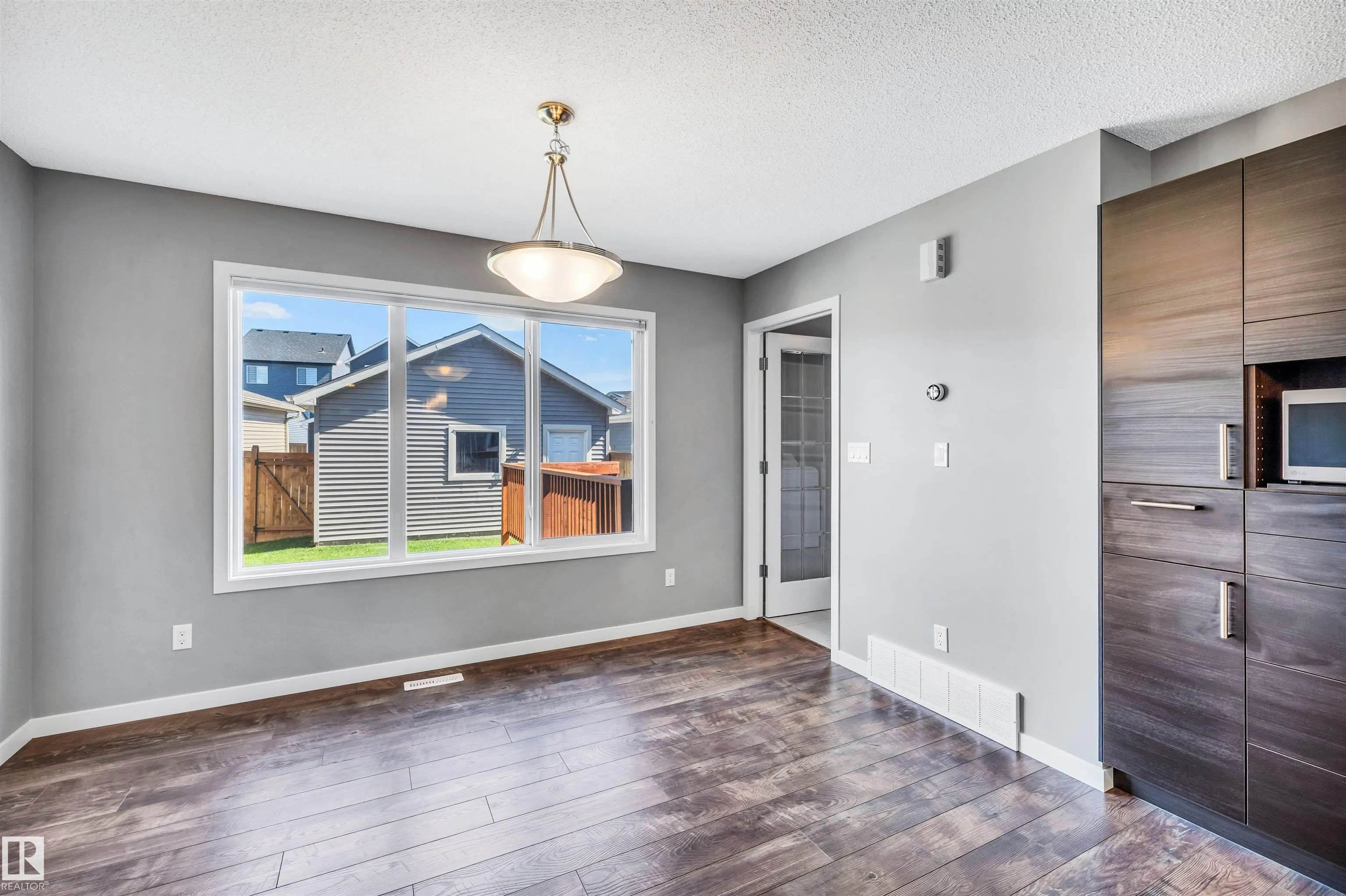 4051 CHAPPELLE Green