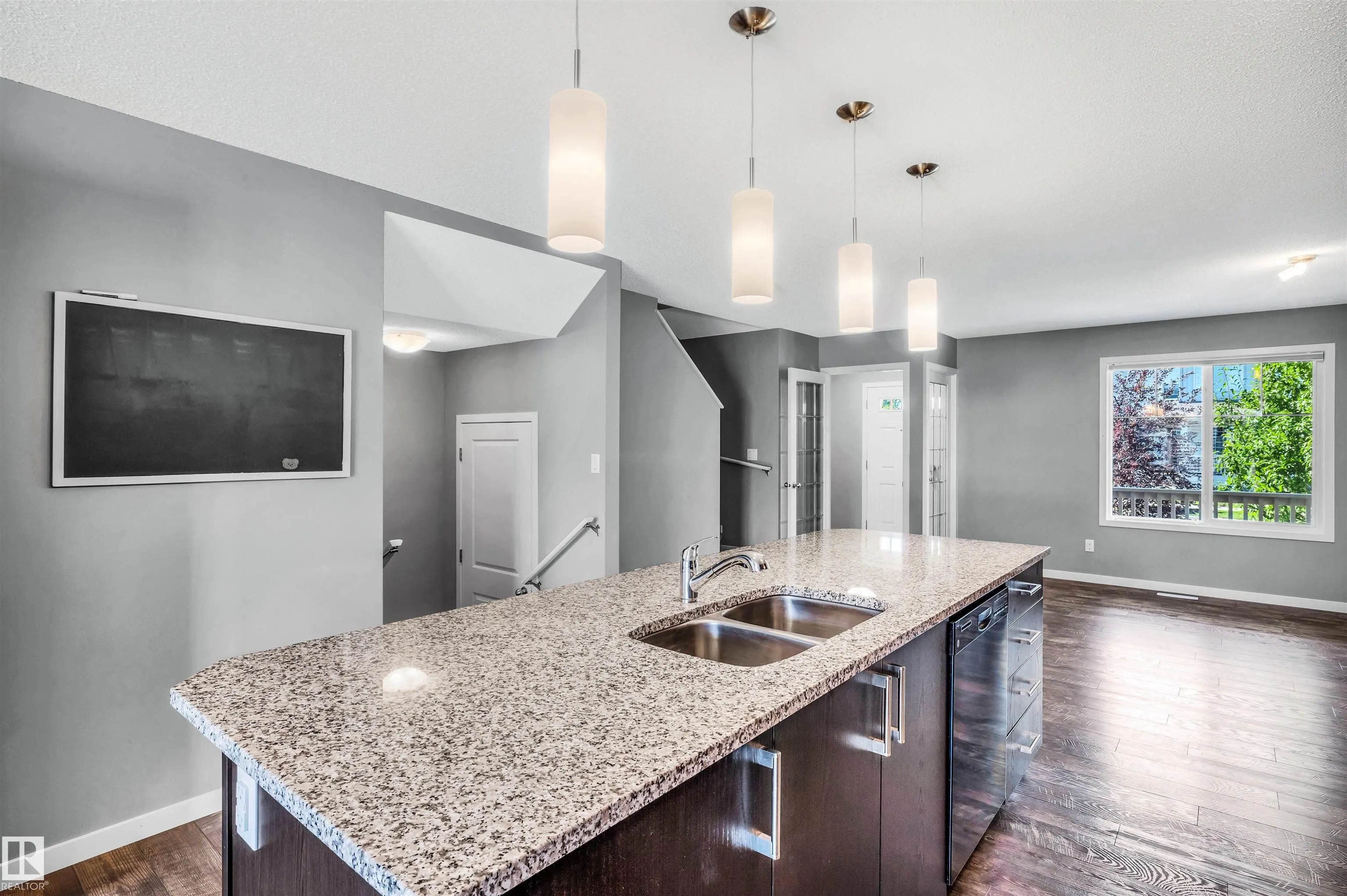 4051 CHAPPELLE Green