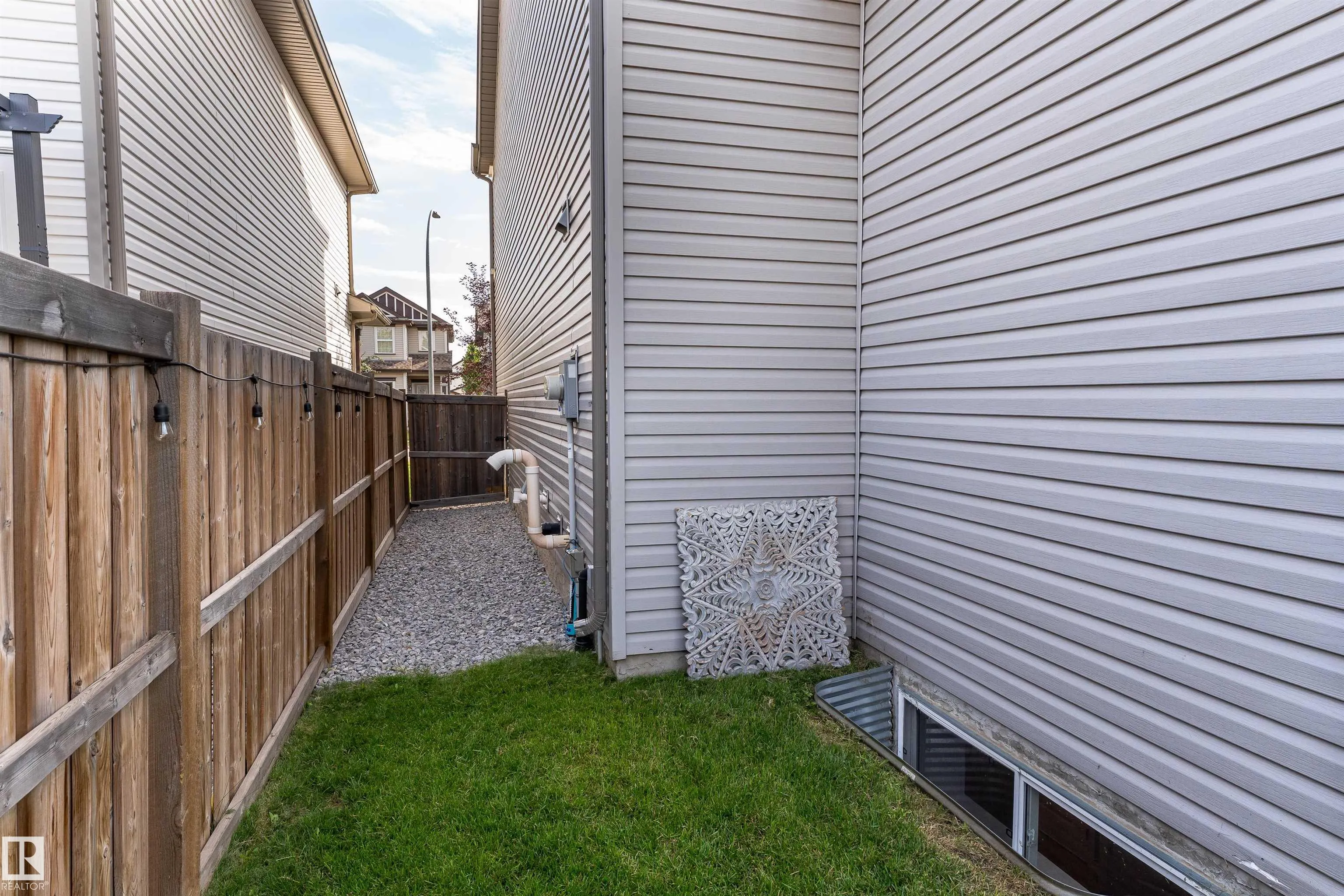 633 MCDONOUGH Link