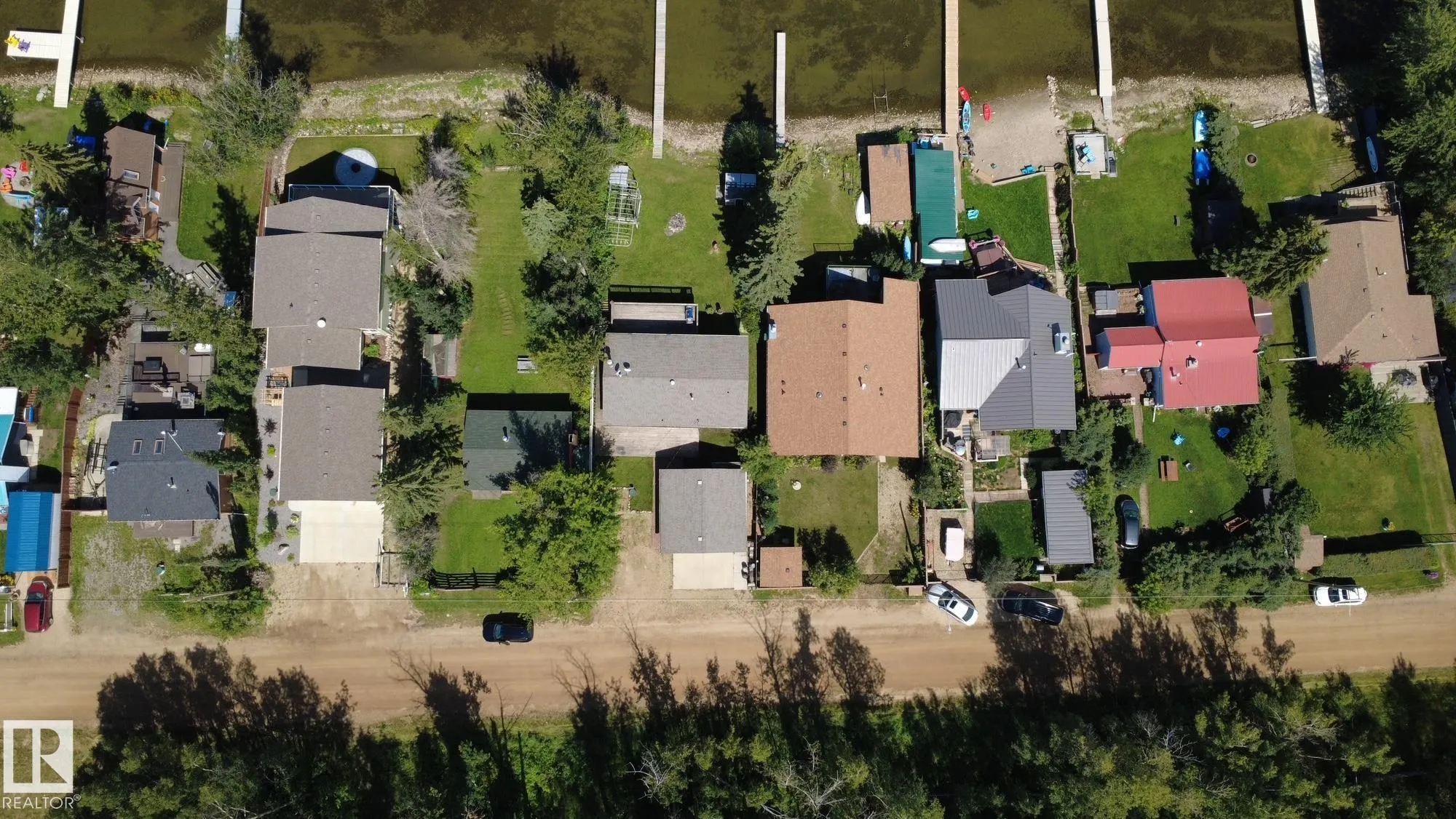 8 Lake Avenue