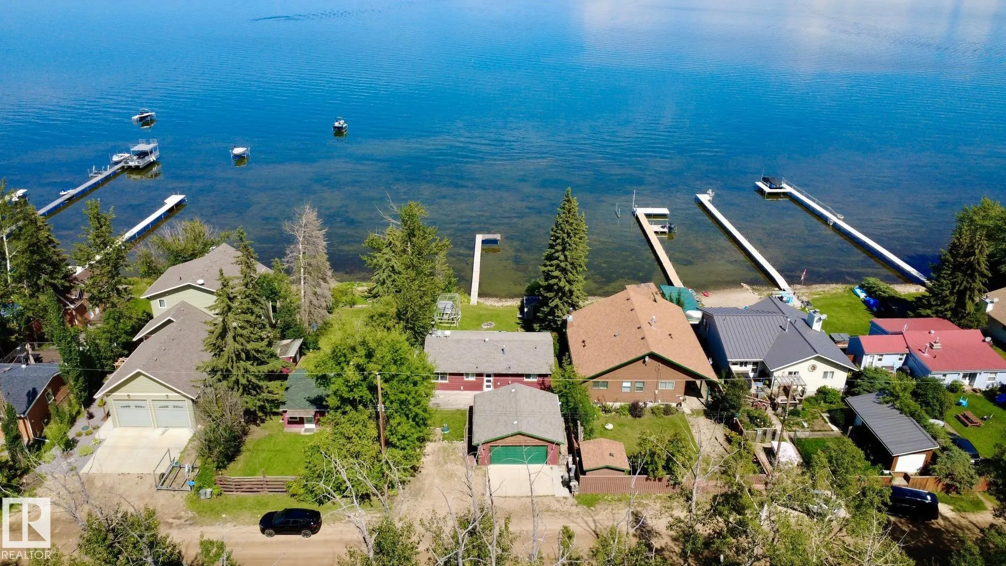 8 Lake Avenue