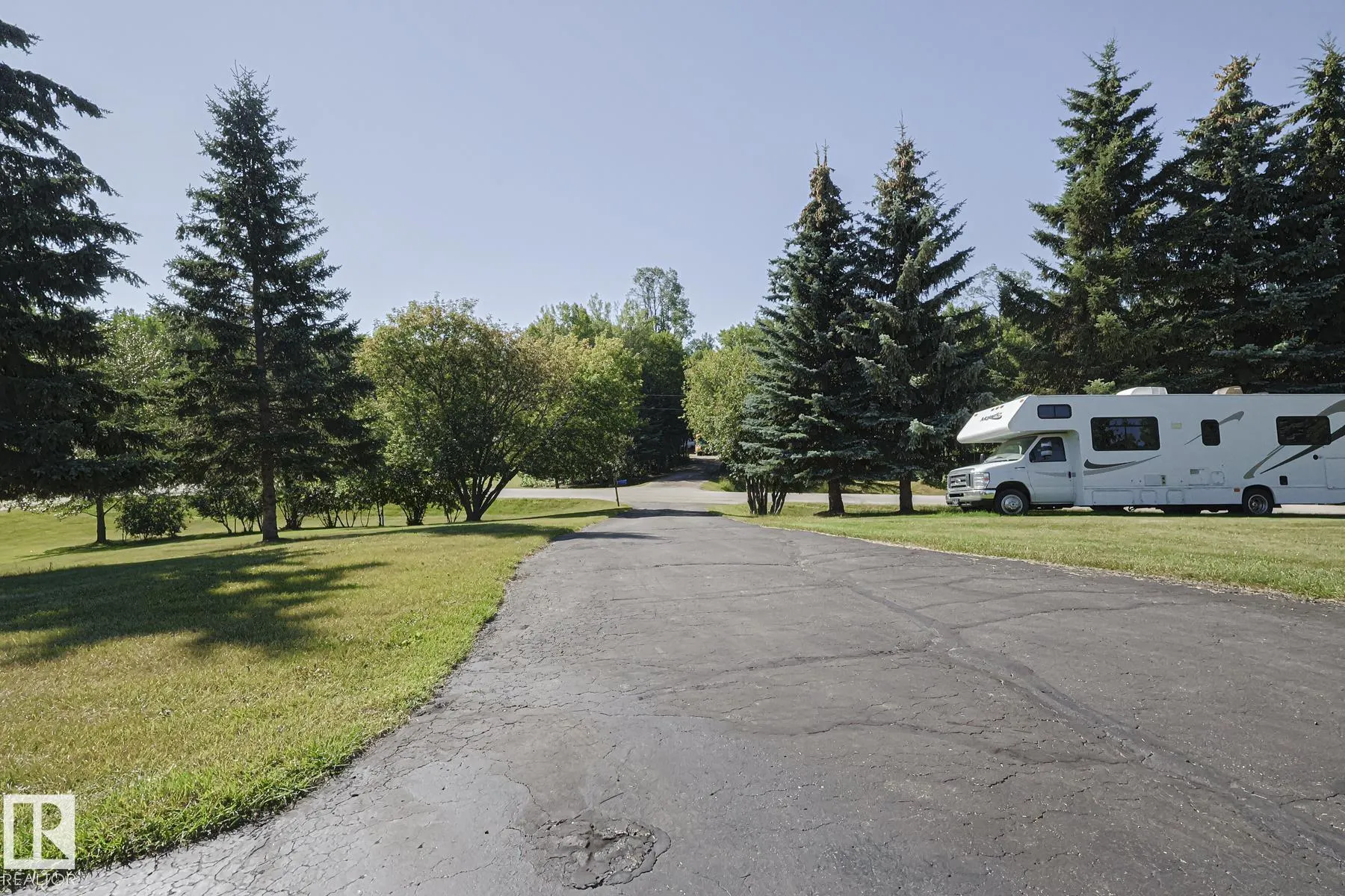 2022 PARKLAND Drive