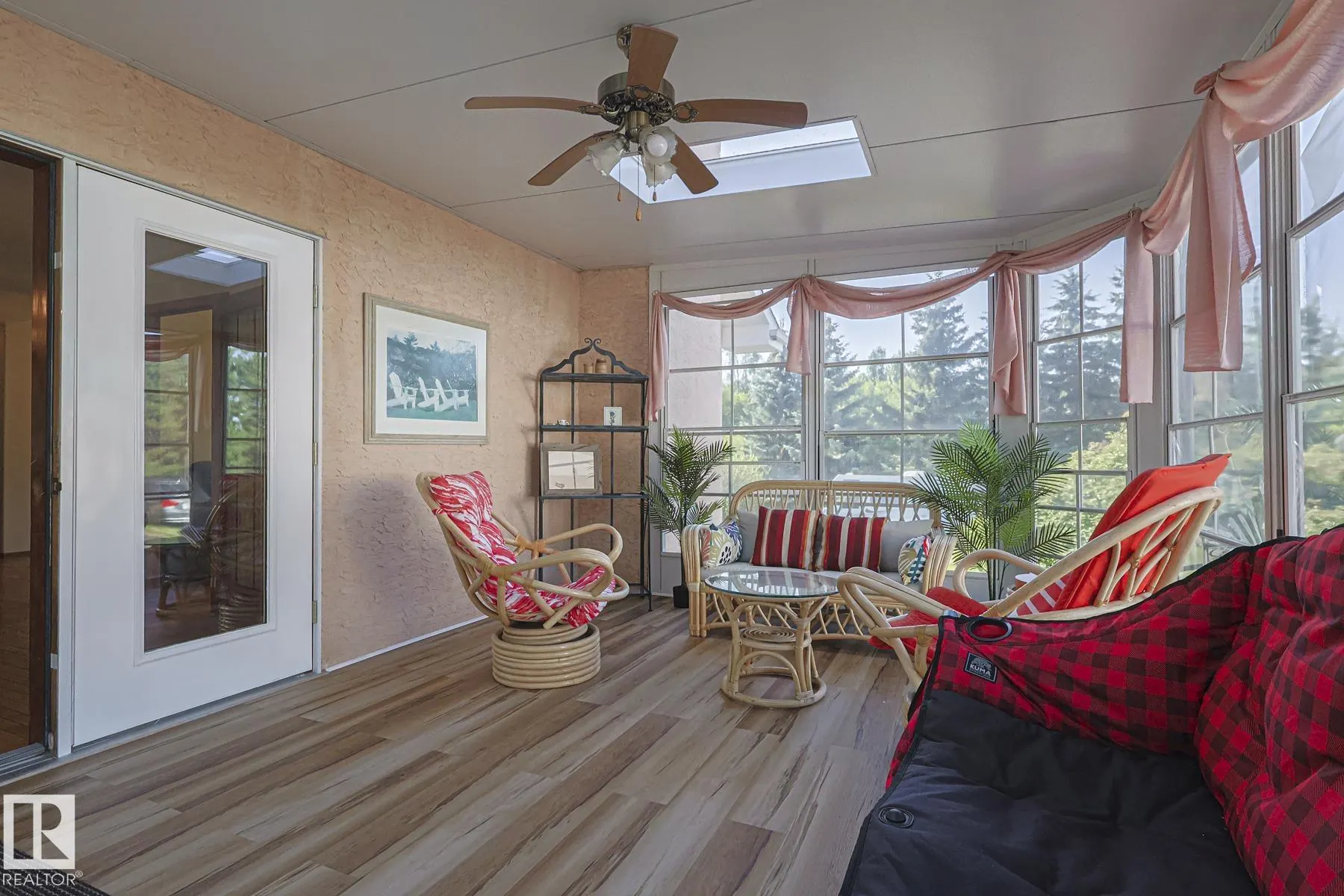 2022 PARKLAND Drive