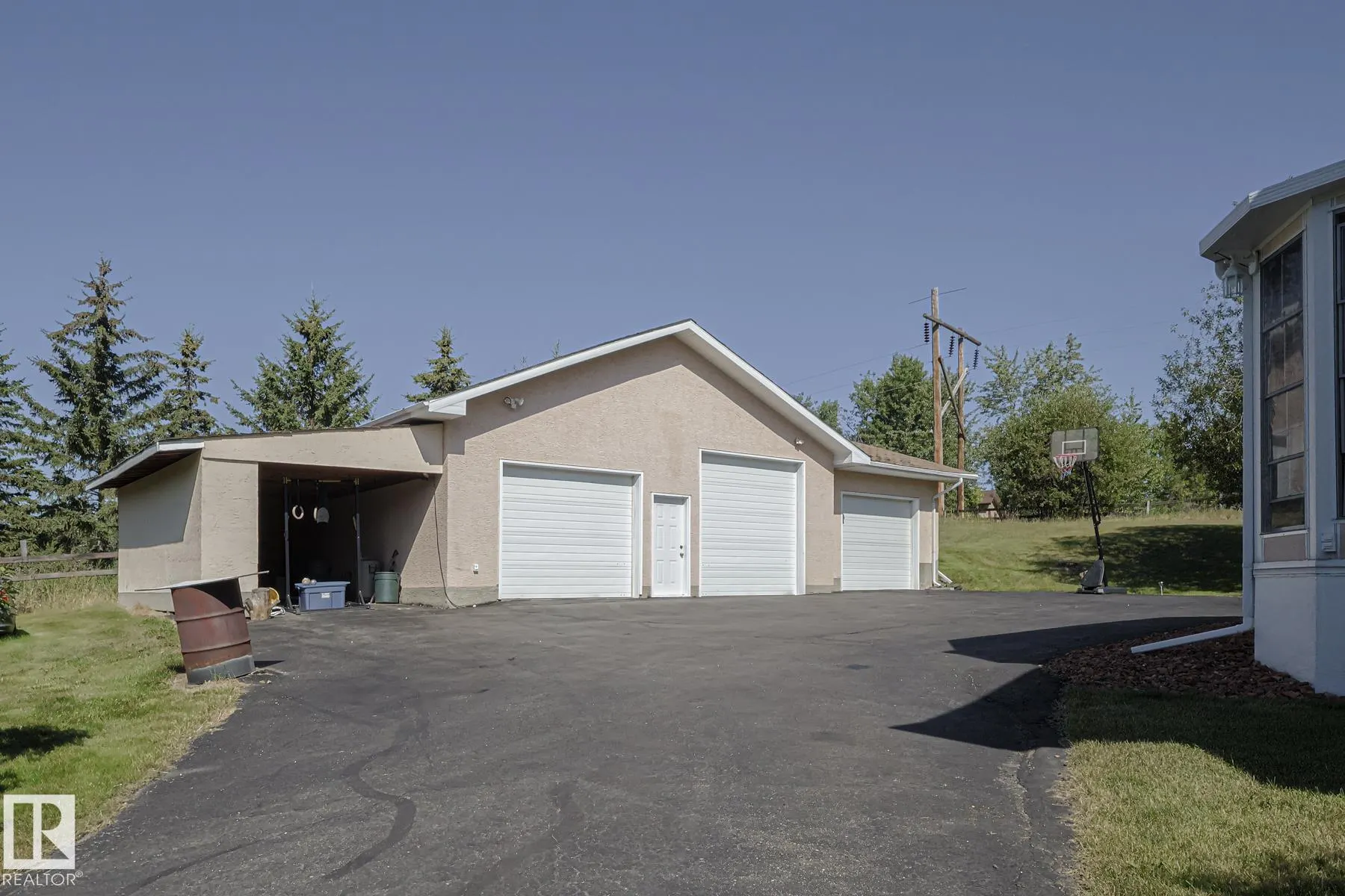 2022 PARKLAND Drive