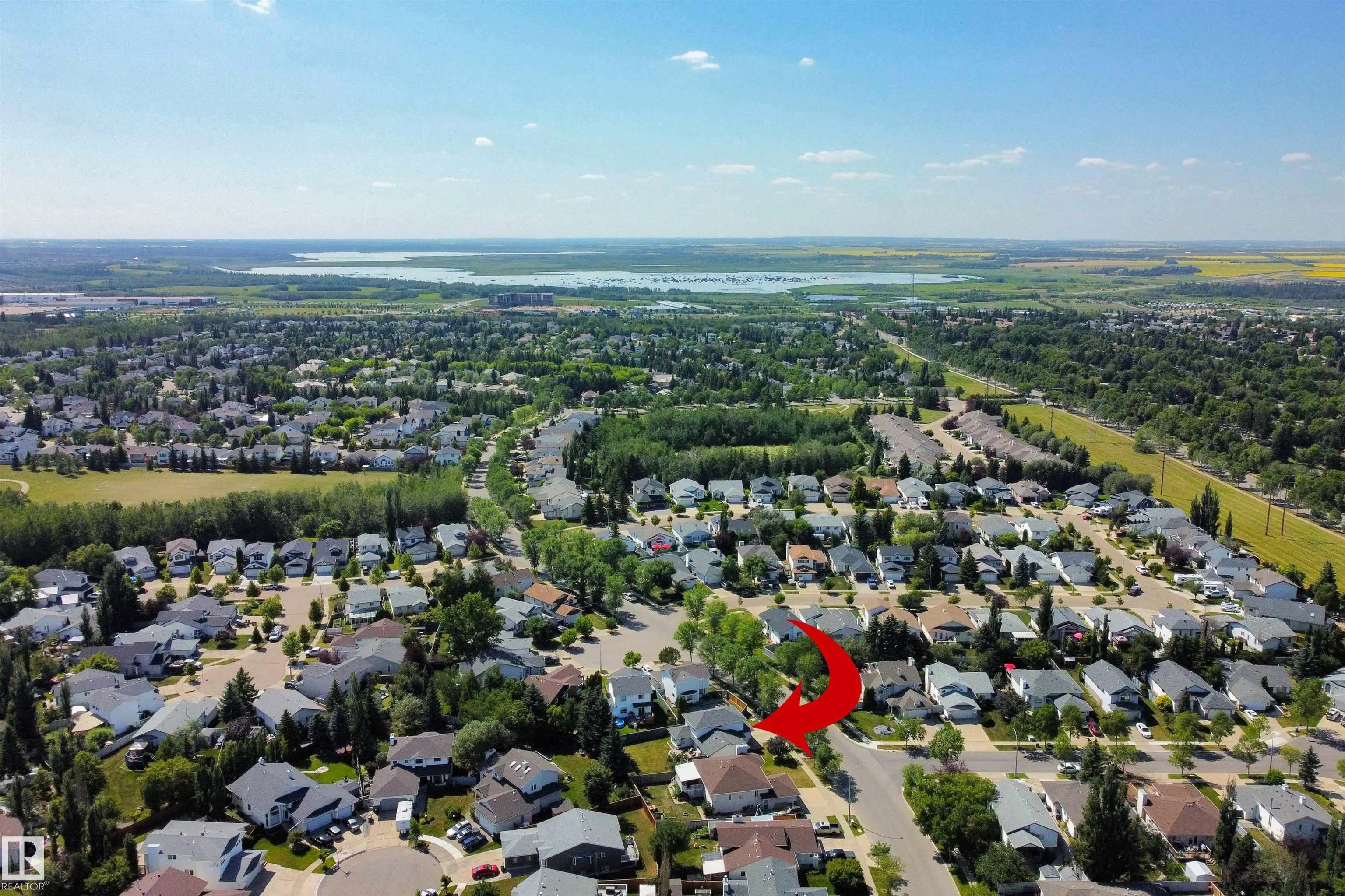 152 HERITAGE Drive