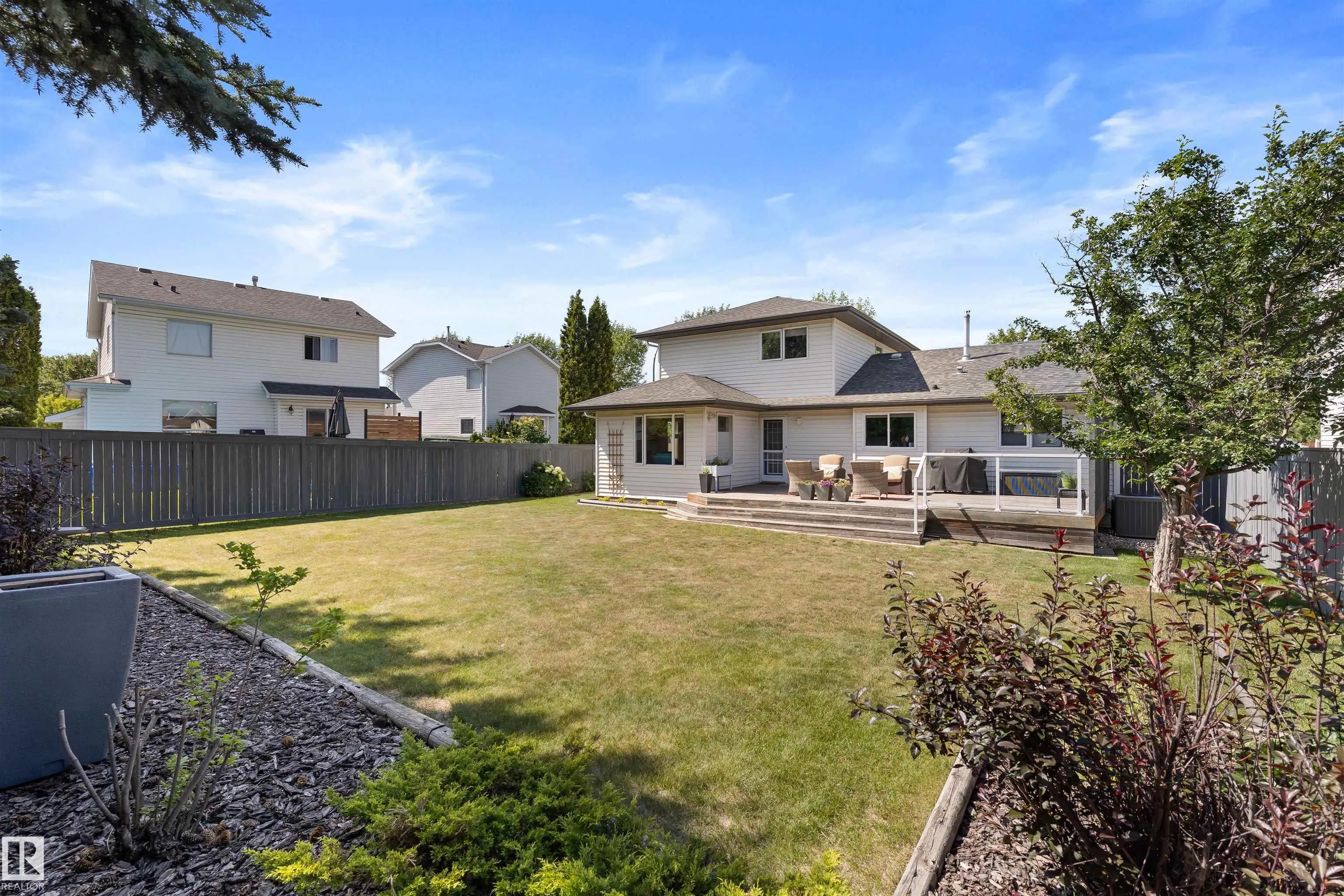 152 HERITAGE Drive