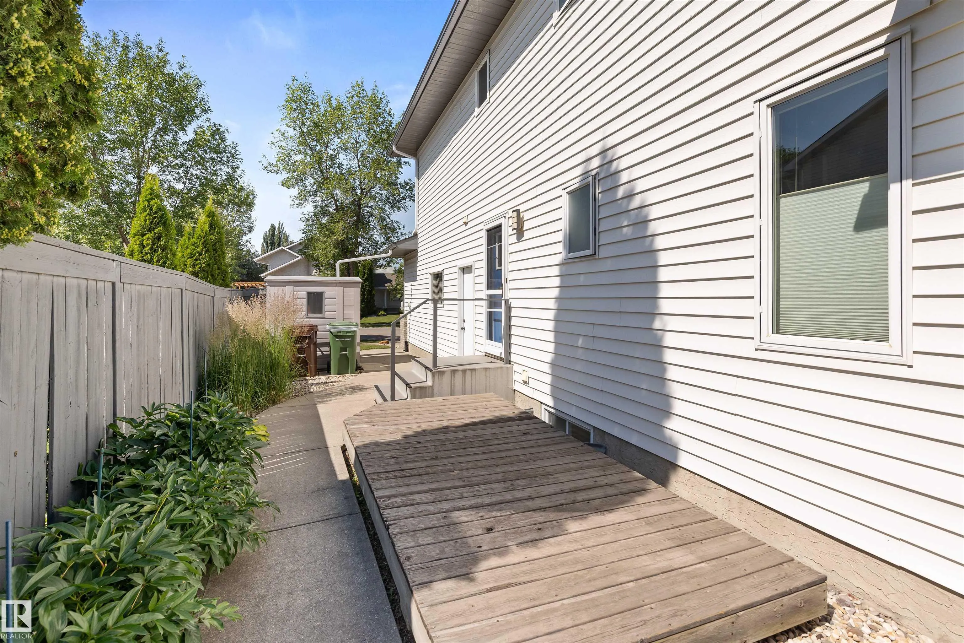 152 HERITAGE Drive