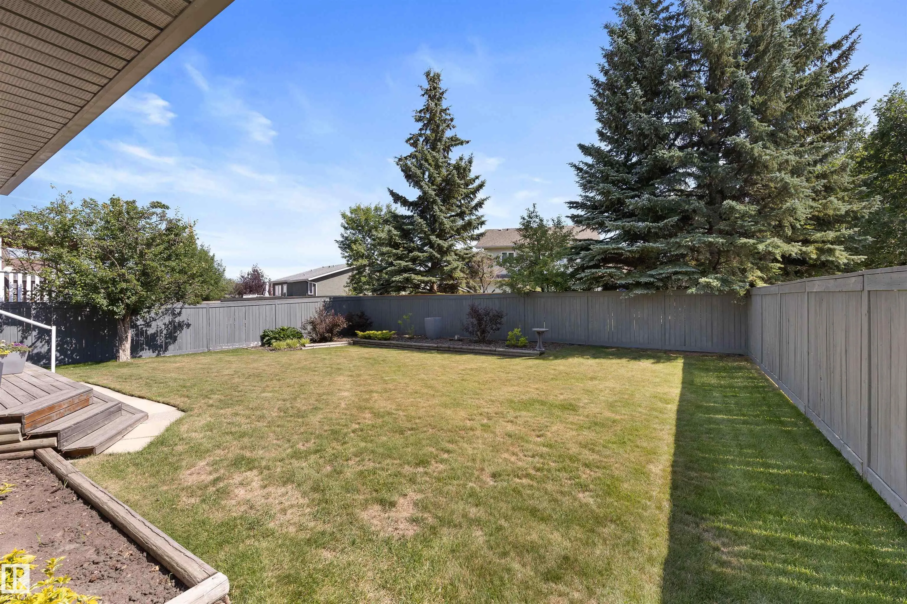 152 HERITAGE Drive