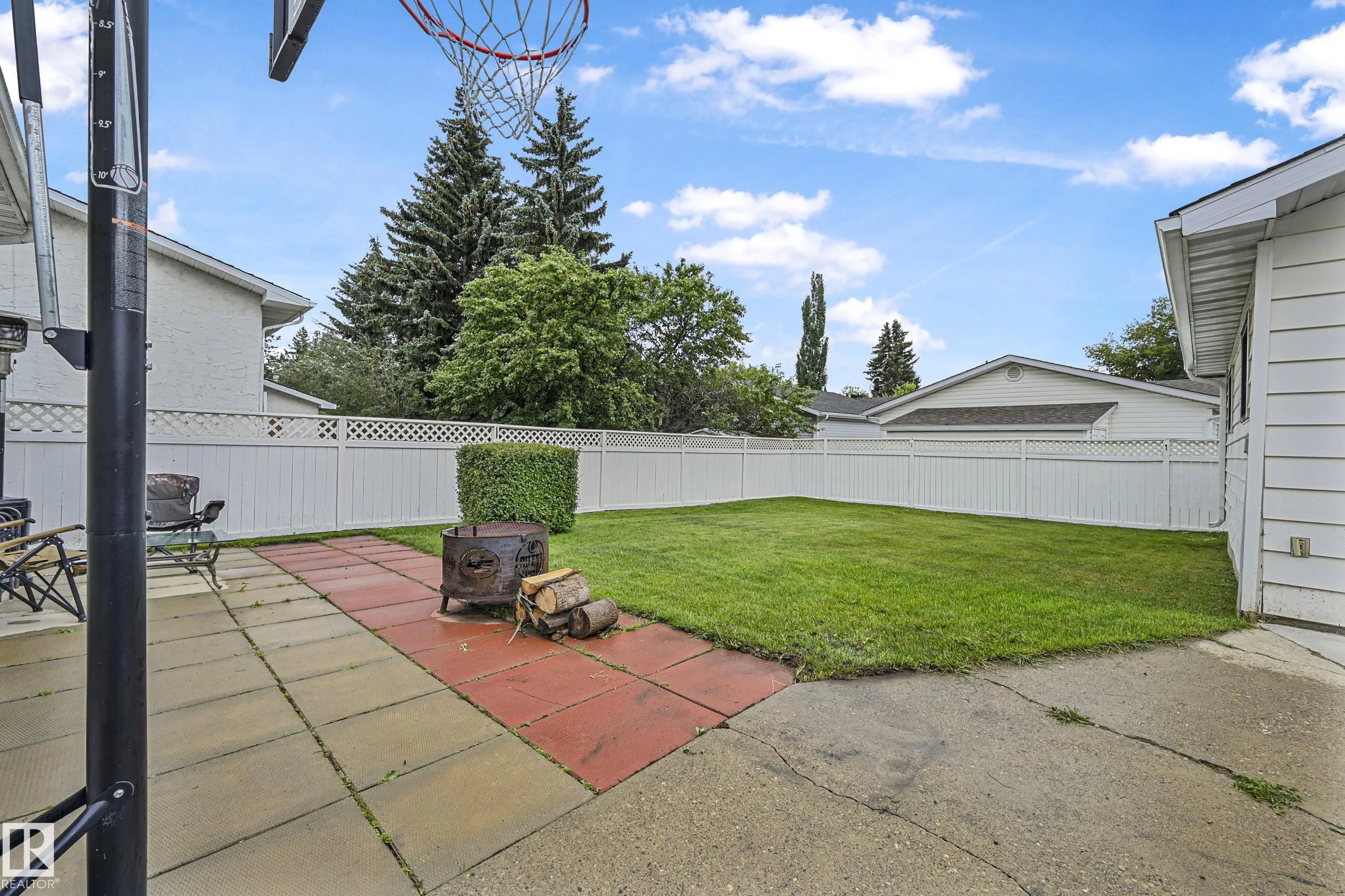 69 LAMBERT Crescent