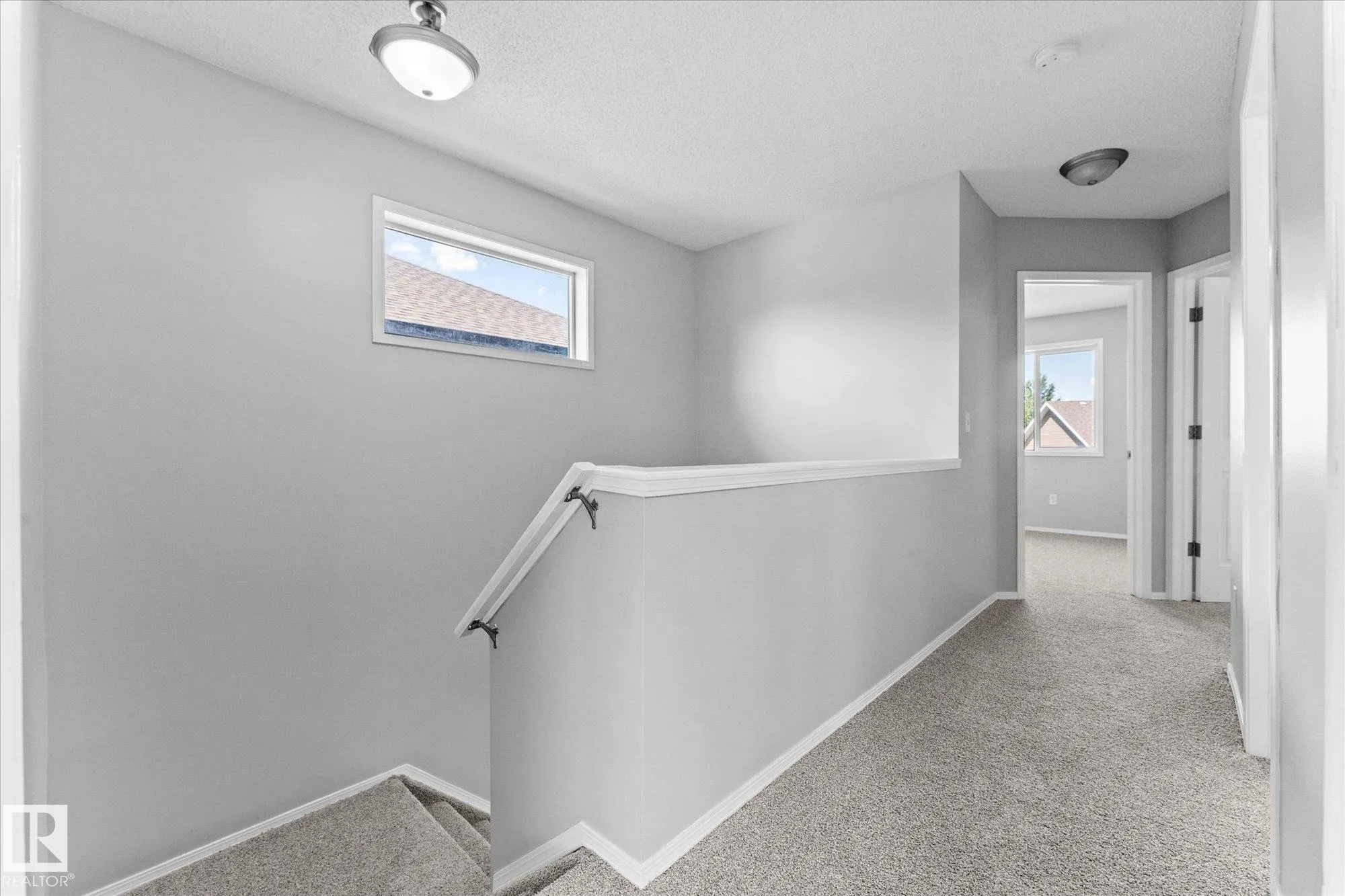 32 NEVIS Close