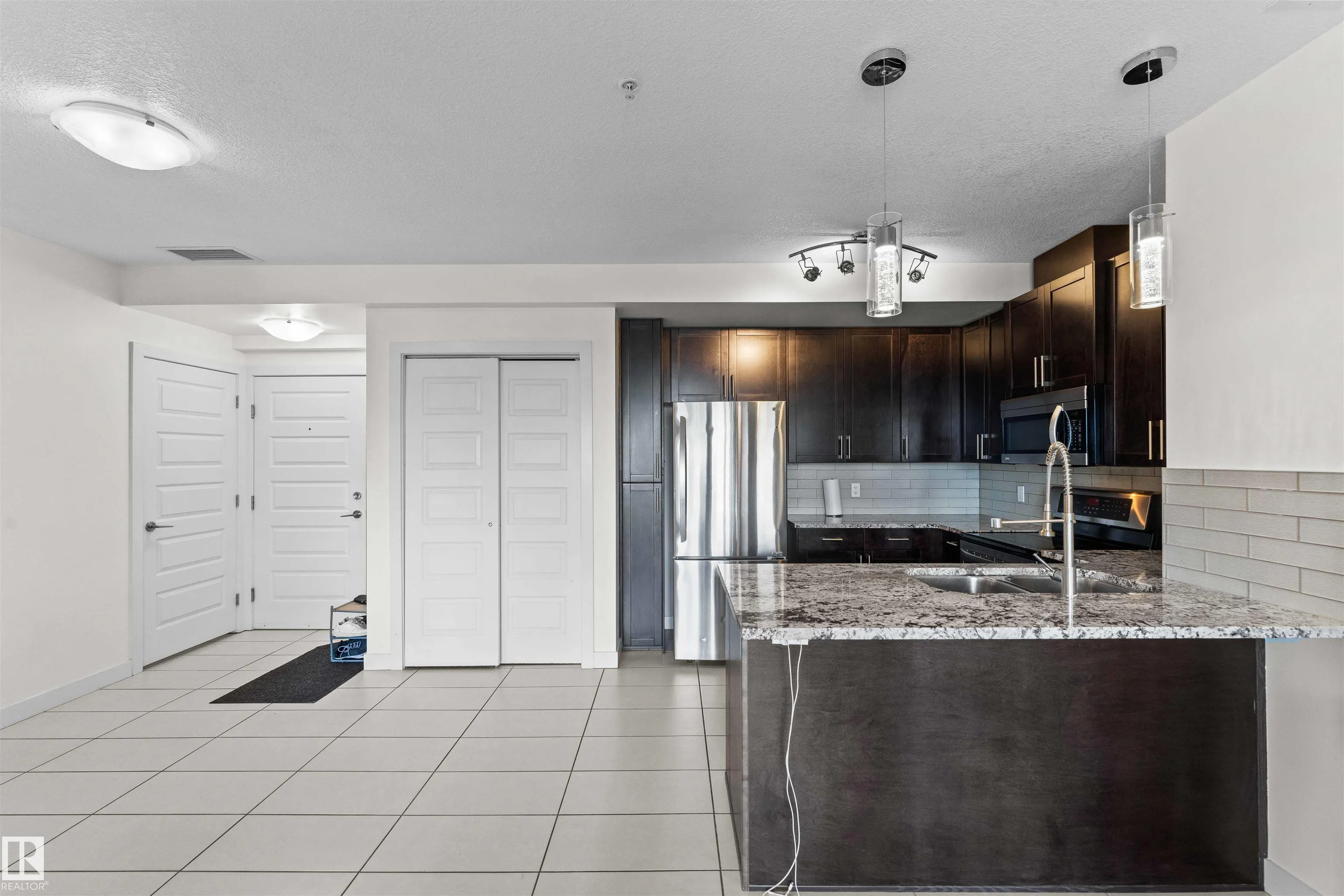 5151 WINDERMERE Boulevard