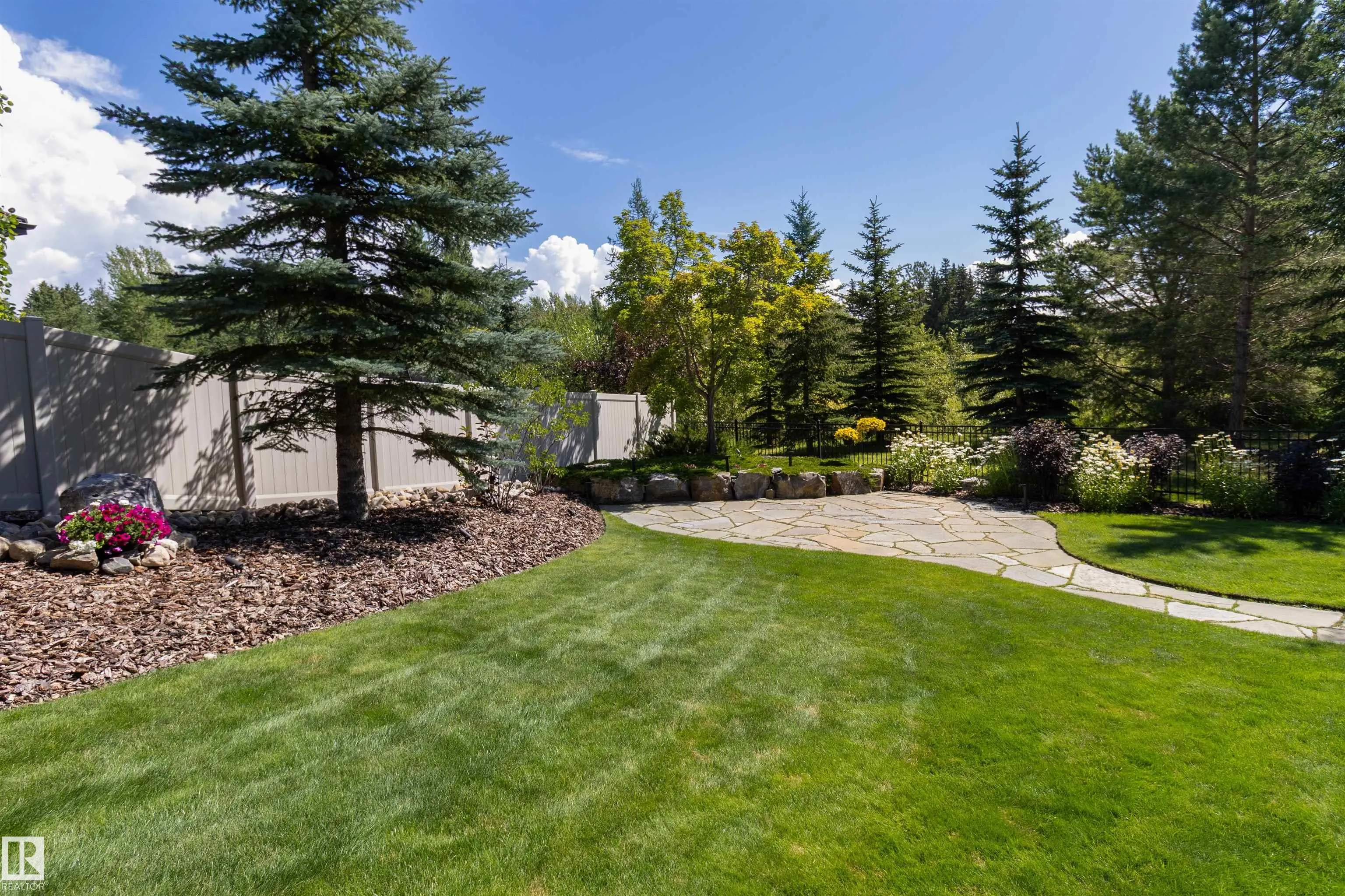 52327 RANGE ROAD 233