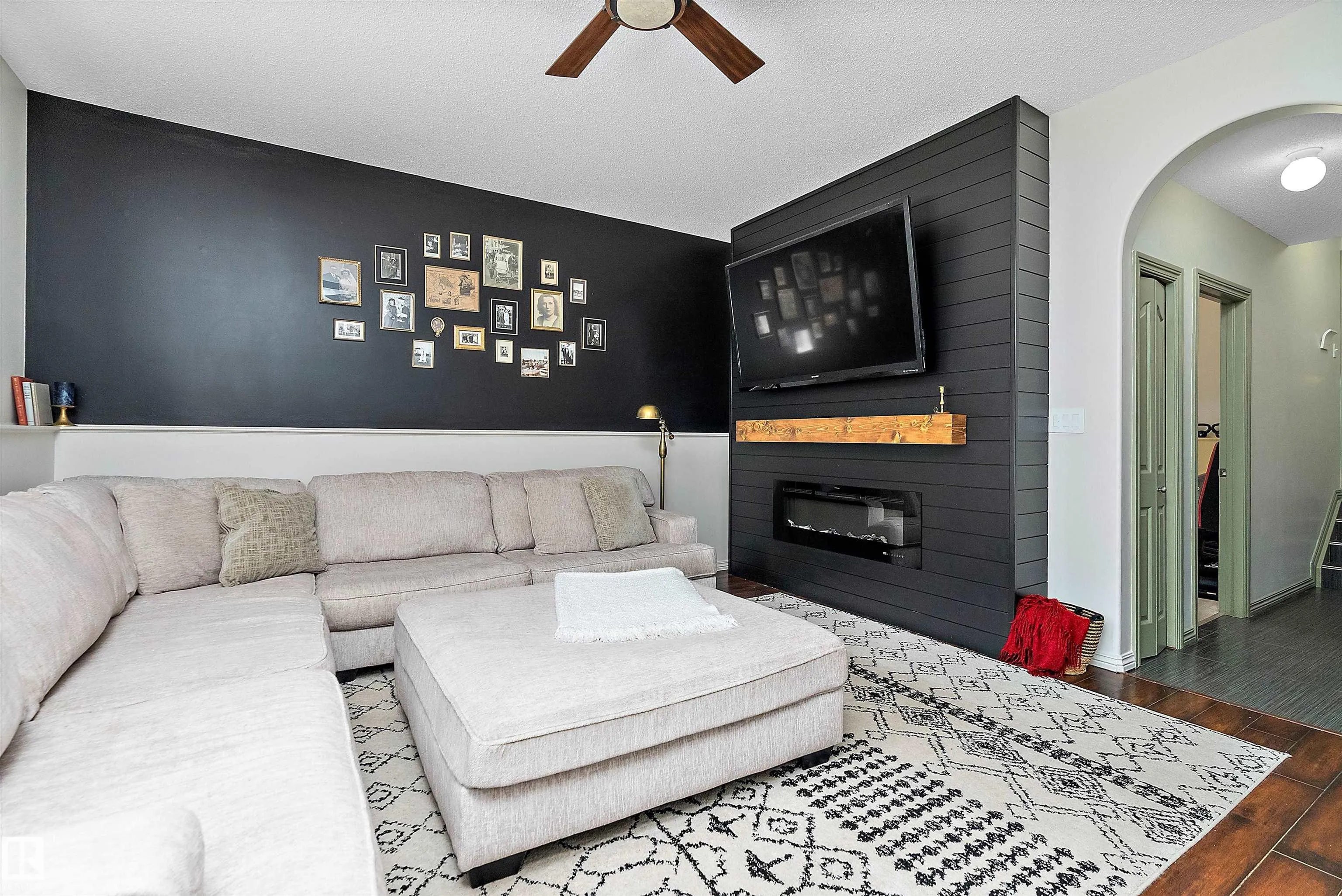 18 ORANGEWOOD Place