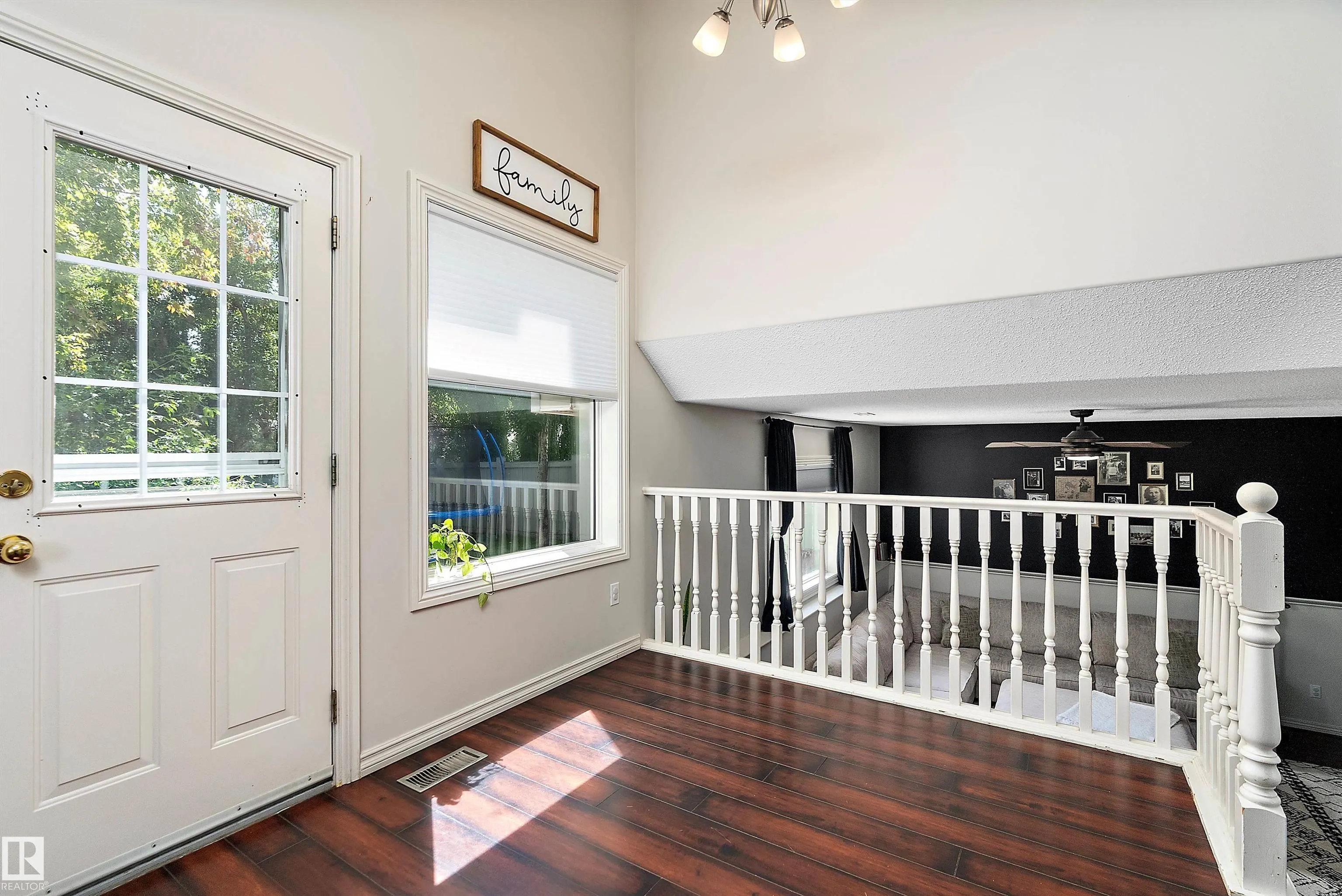 18 ORANGEWOOD Place