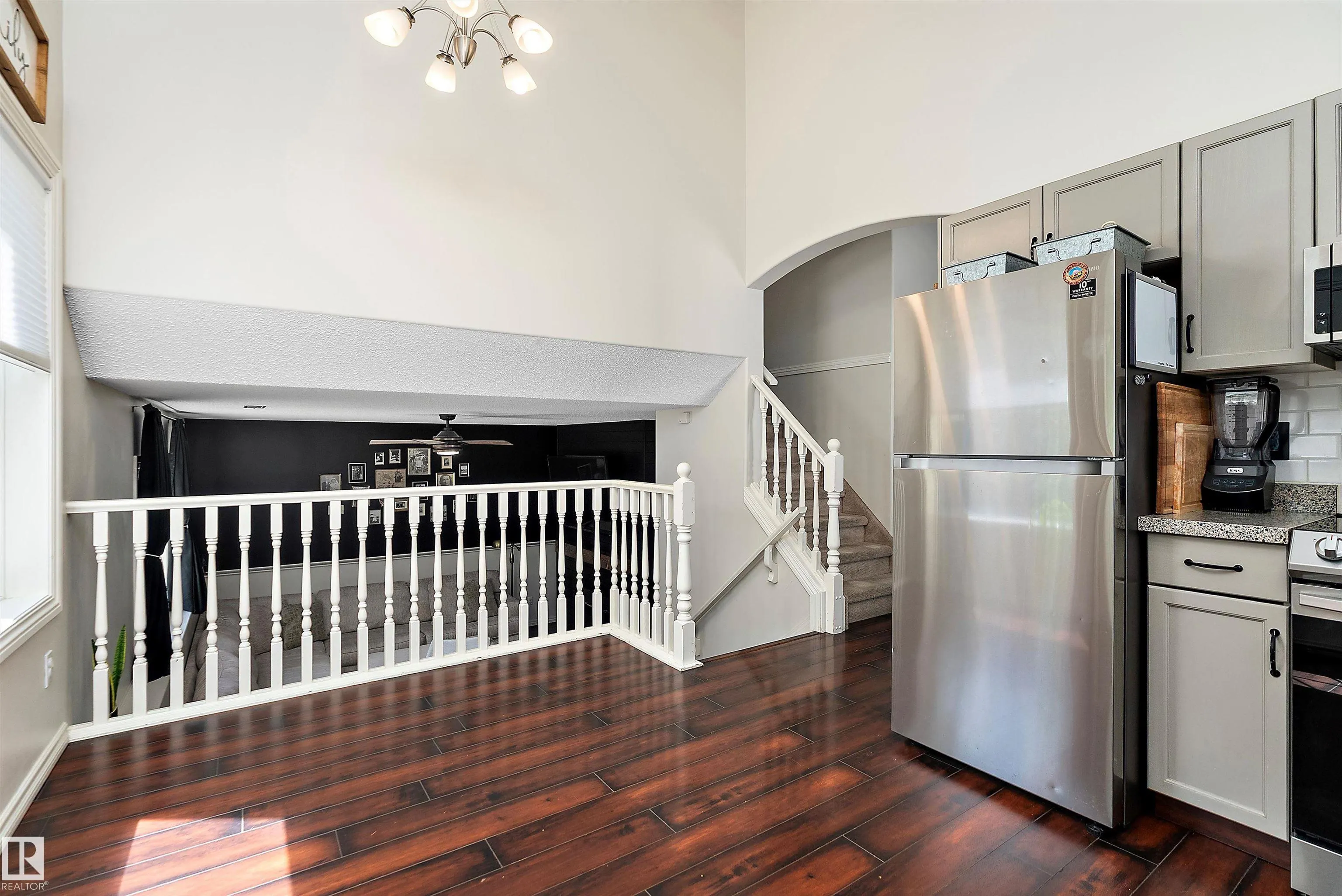 18 ORANGEWOOD Place